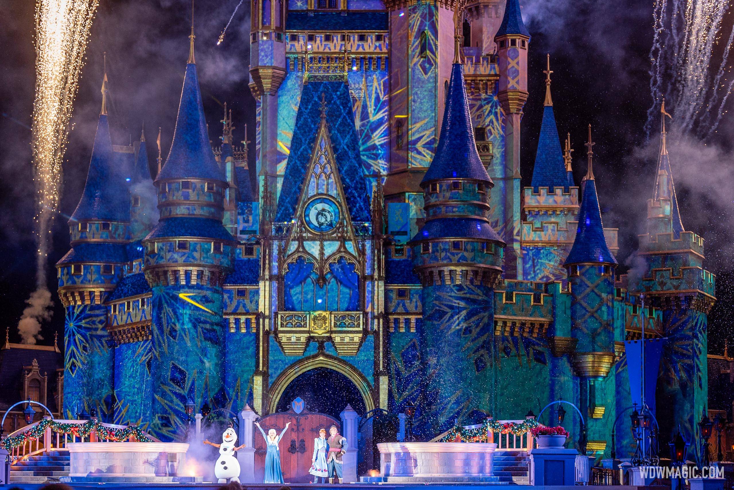 New castle show 'Frozen Holiday Surprise' kicks off the holidays at Magic Kingdom