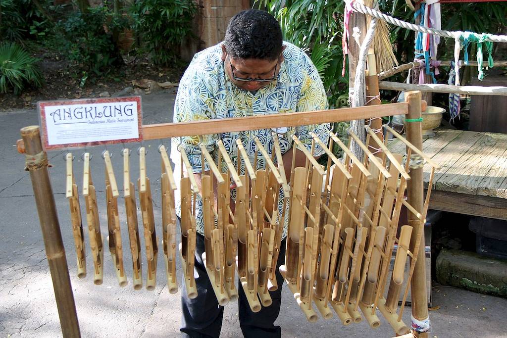 Indonesian traditional instruments