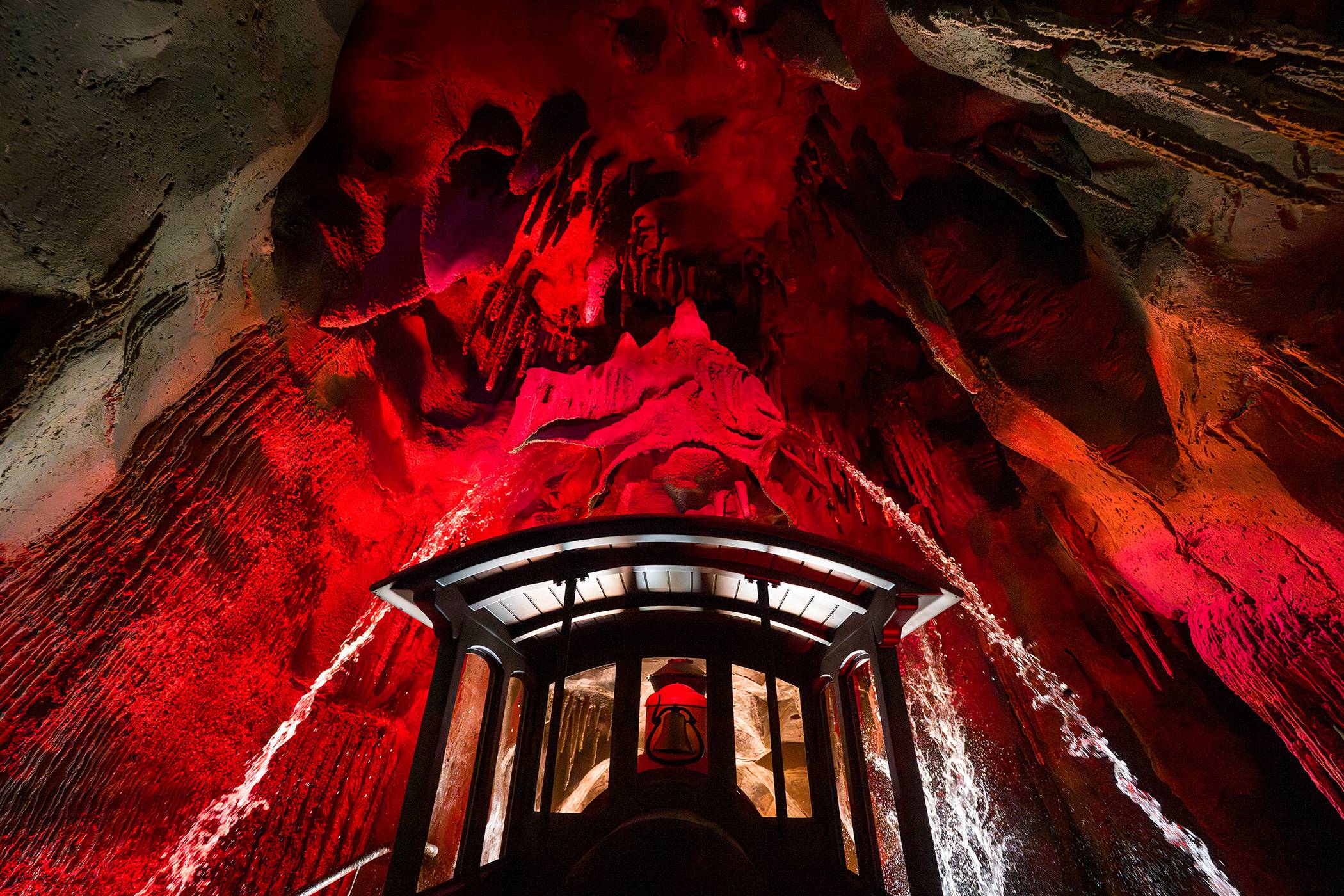 Big Thunder Mountain Railroad Reopens — First Look at the Refurbished Ride