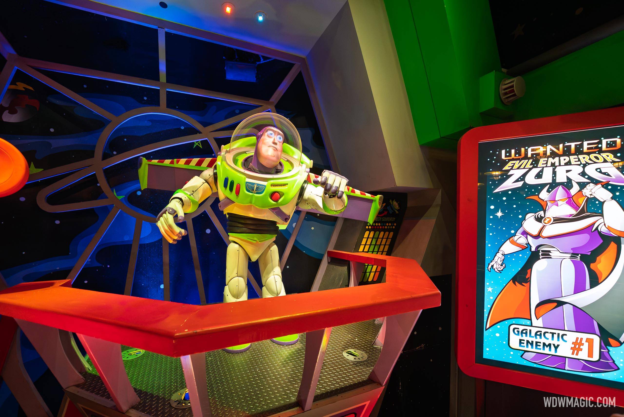 スポーツ DisneyBuzz Lightyear's Space Ranger Spin Updates for Disney's 'Buzz Lightyear's Space Ranger Spin'