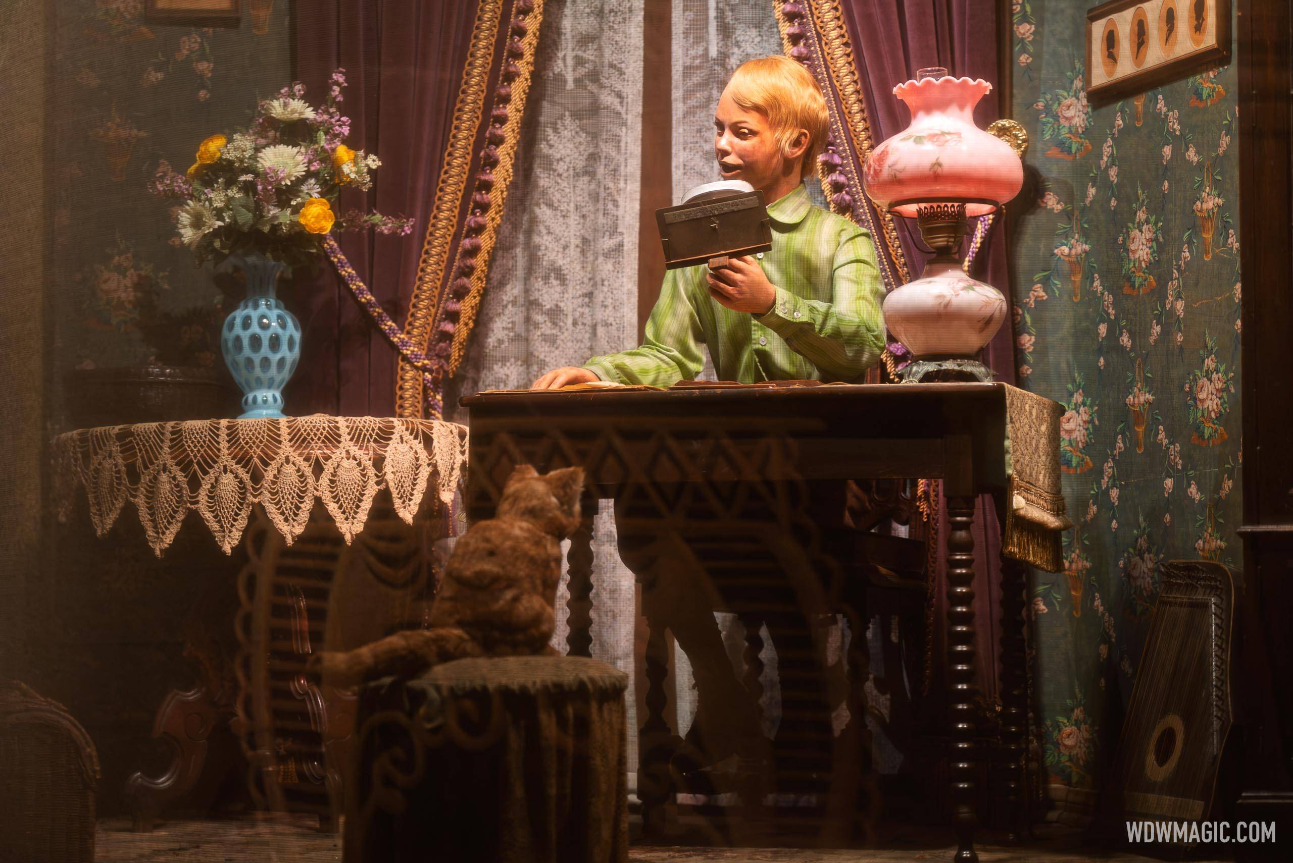 Act 1: Turn of the Century (1900s) - James Stereoscope
