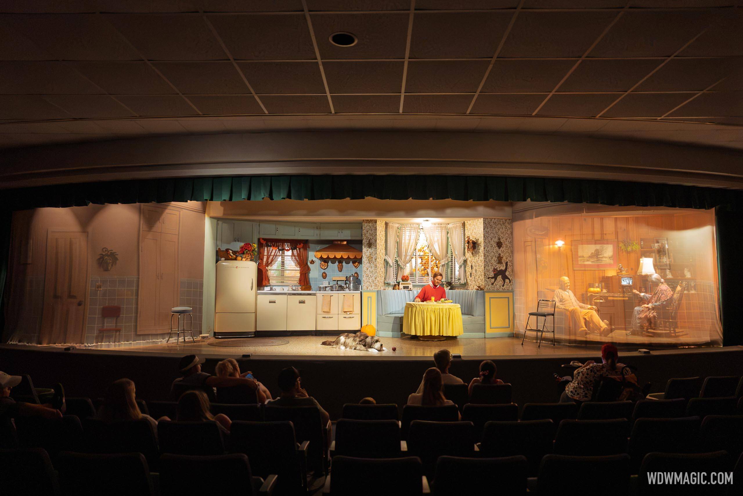 Act 3: 1940s - Wide stage view