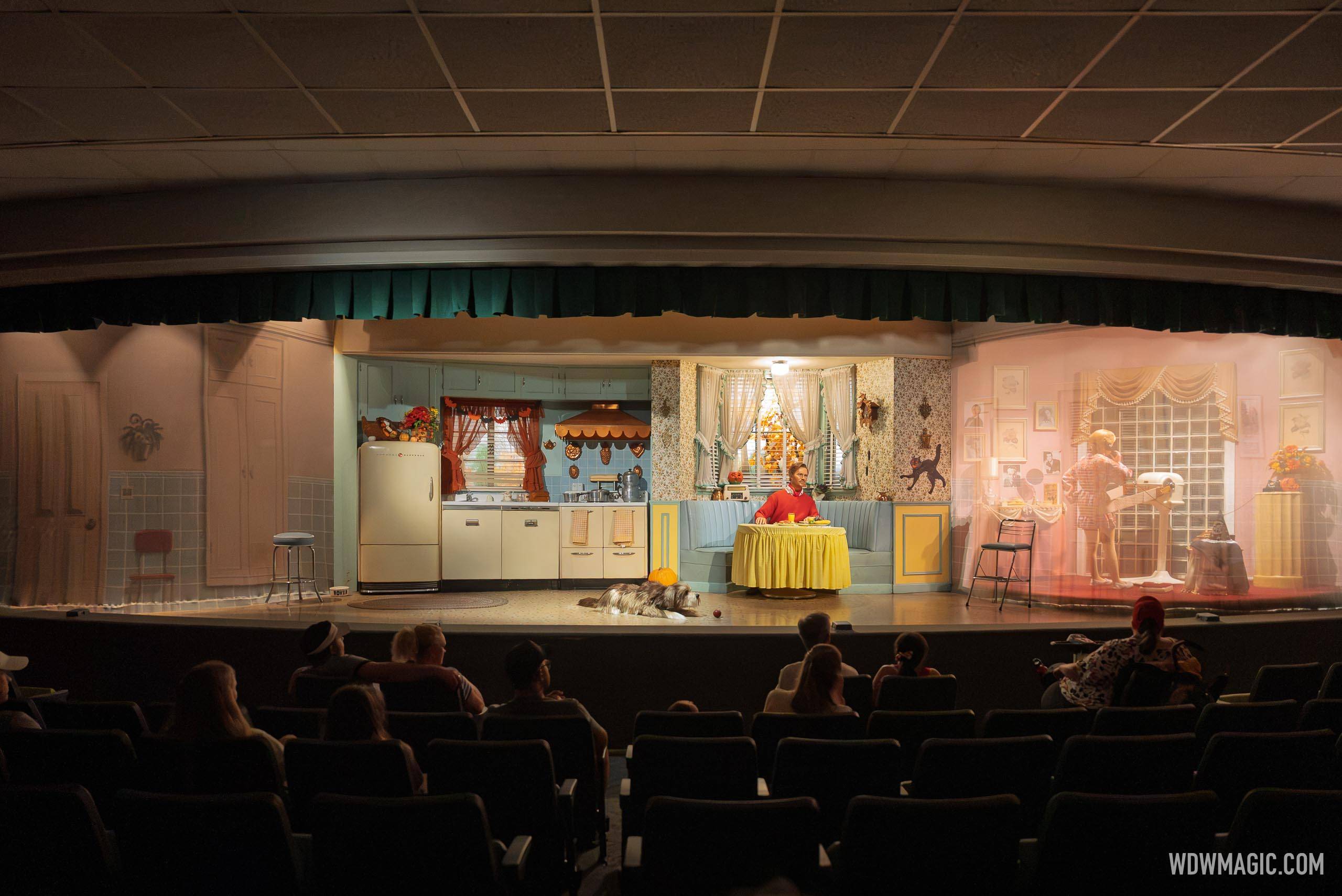 Act 3: 1940s - Wide view with Patty and exercise machine