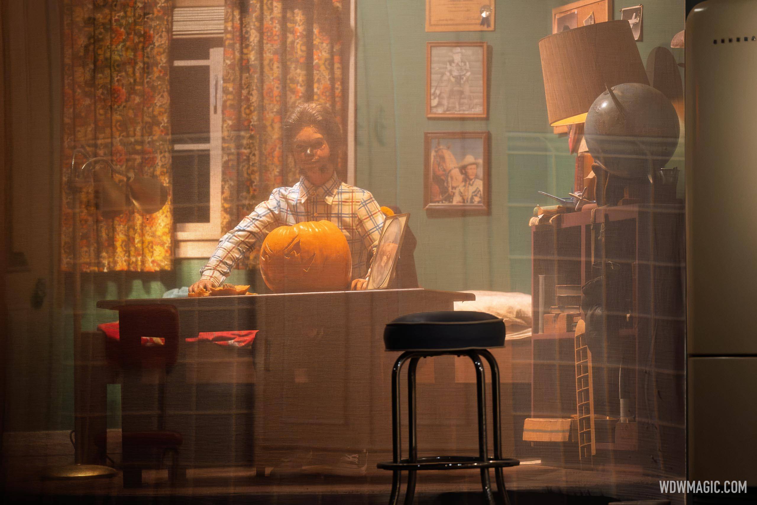 Act 3: 1940s - Jim Jack-O-Lantern
