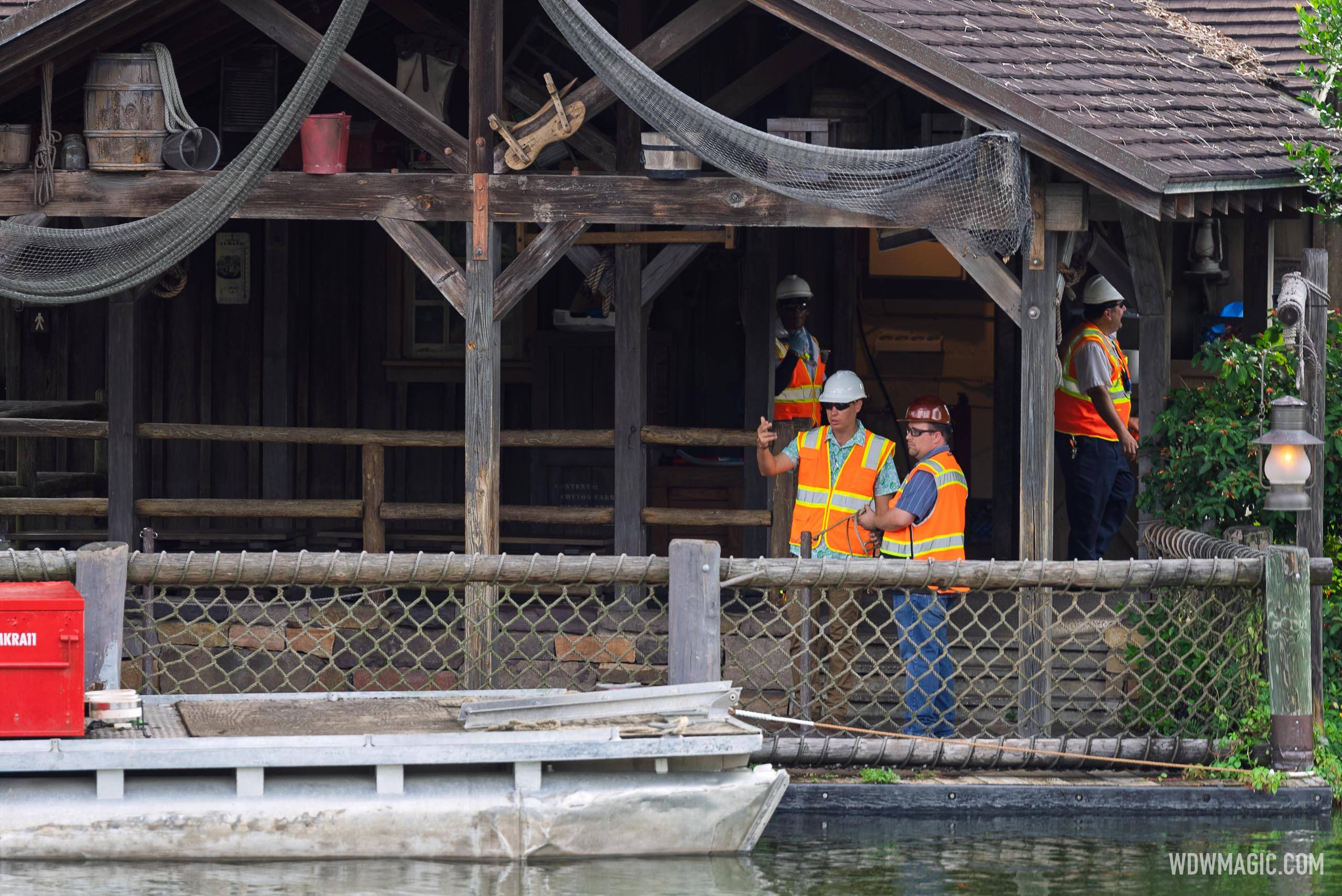 Crews on Tom Sawyer Island