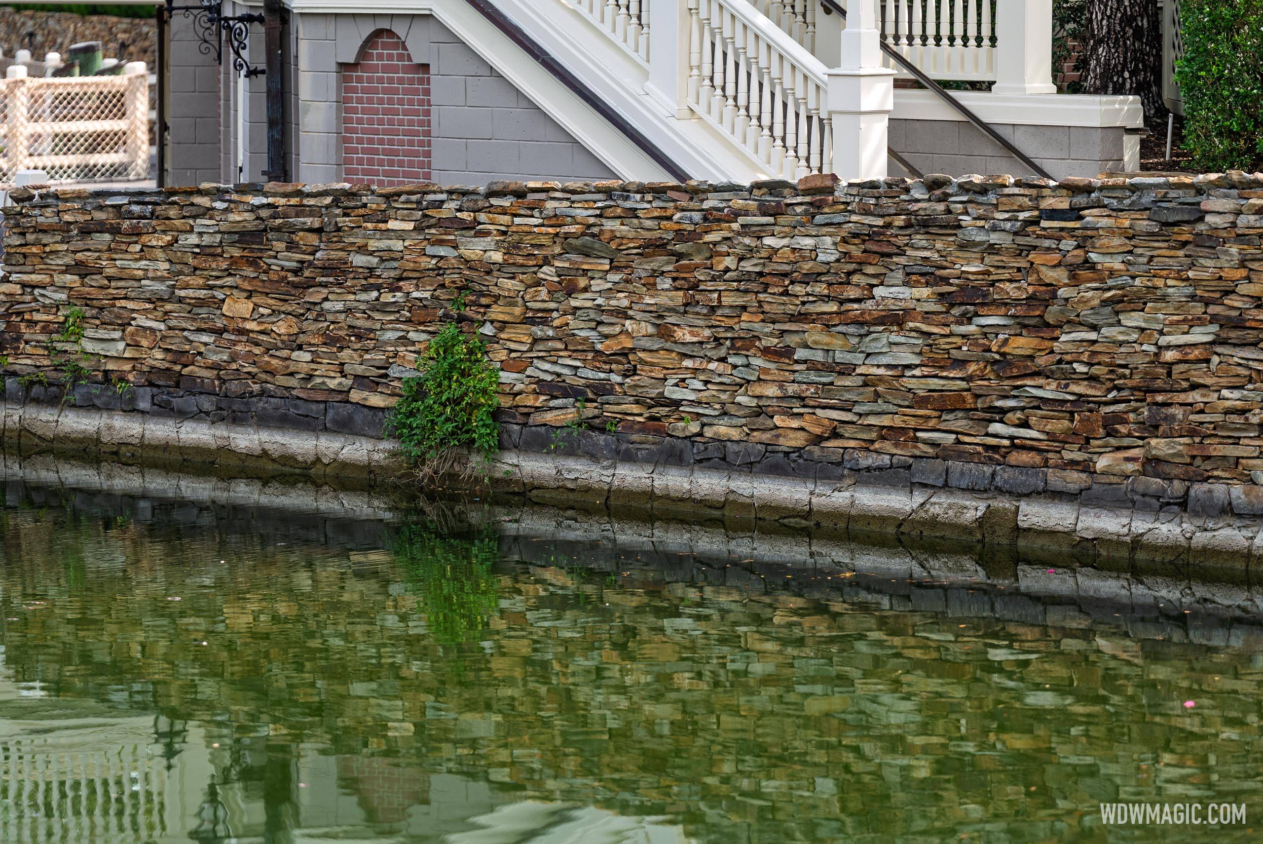 Frontierland Construction Walls - July 14, 2025
