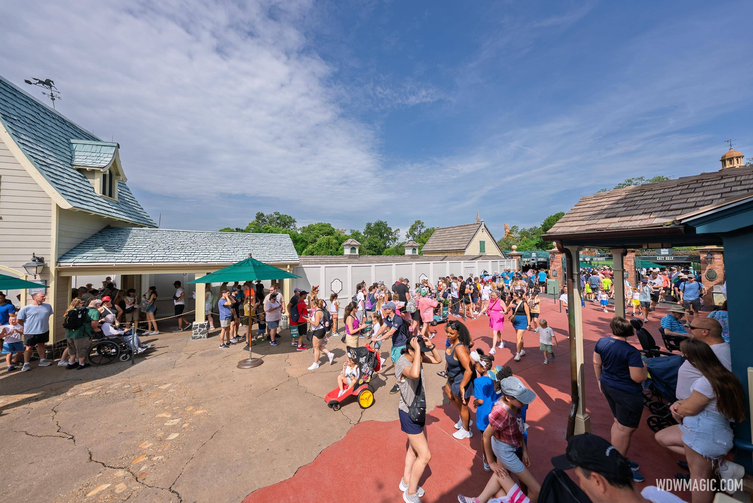 Frontierland Construction Walls - July 14, 2025