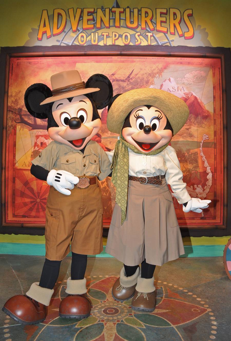 Mickey and Minnie at the Adventurers Outpost