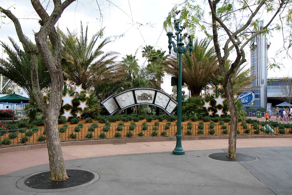 PHOTOS - New Studios meet and greet location now complete