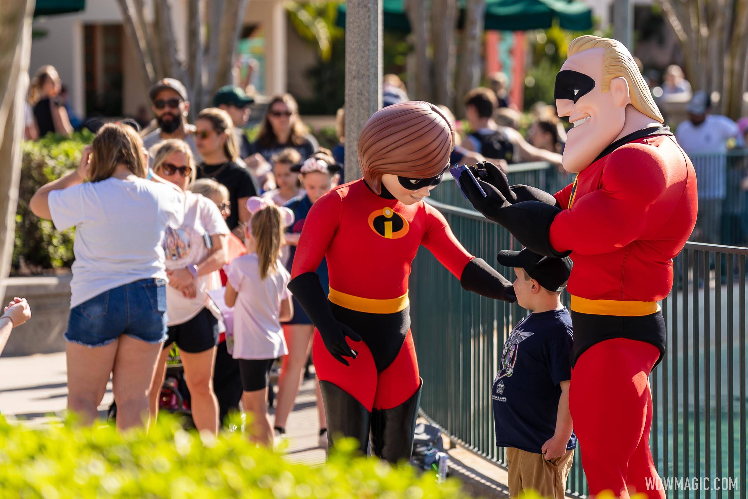 The Incredibles characters at Echo Lake - February 2023