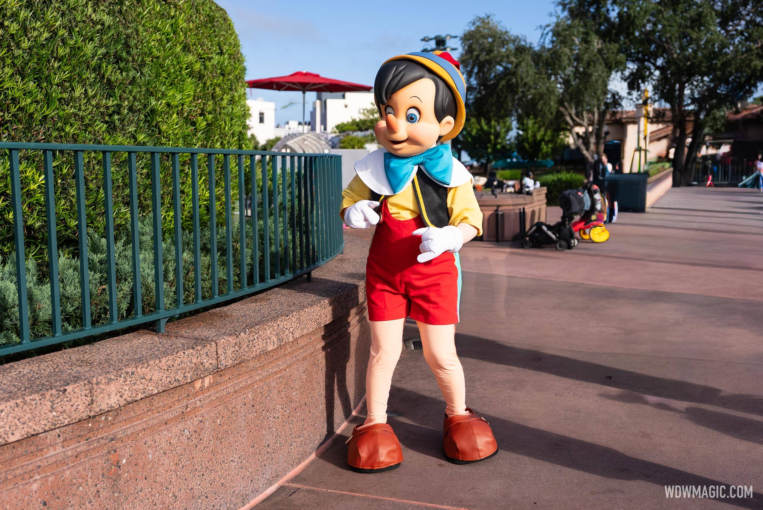 Pinocchio, Mary Poppins, Jiminy Cricket, and Bert Return to Hollywood Studios