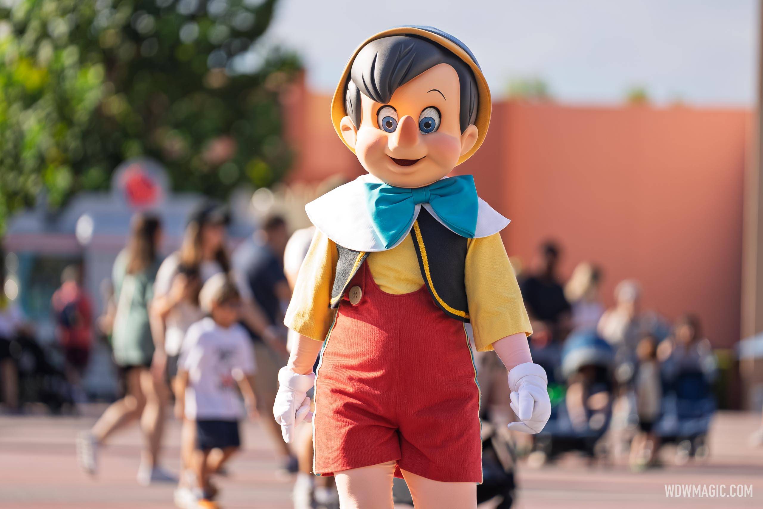 Pinocchio, Mary Poppins, Jiminy Cricket, and Bert Return to Hollywood Studios