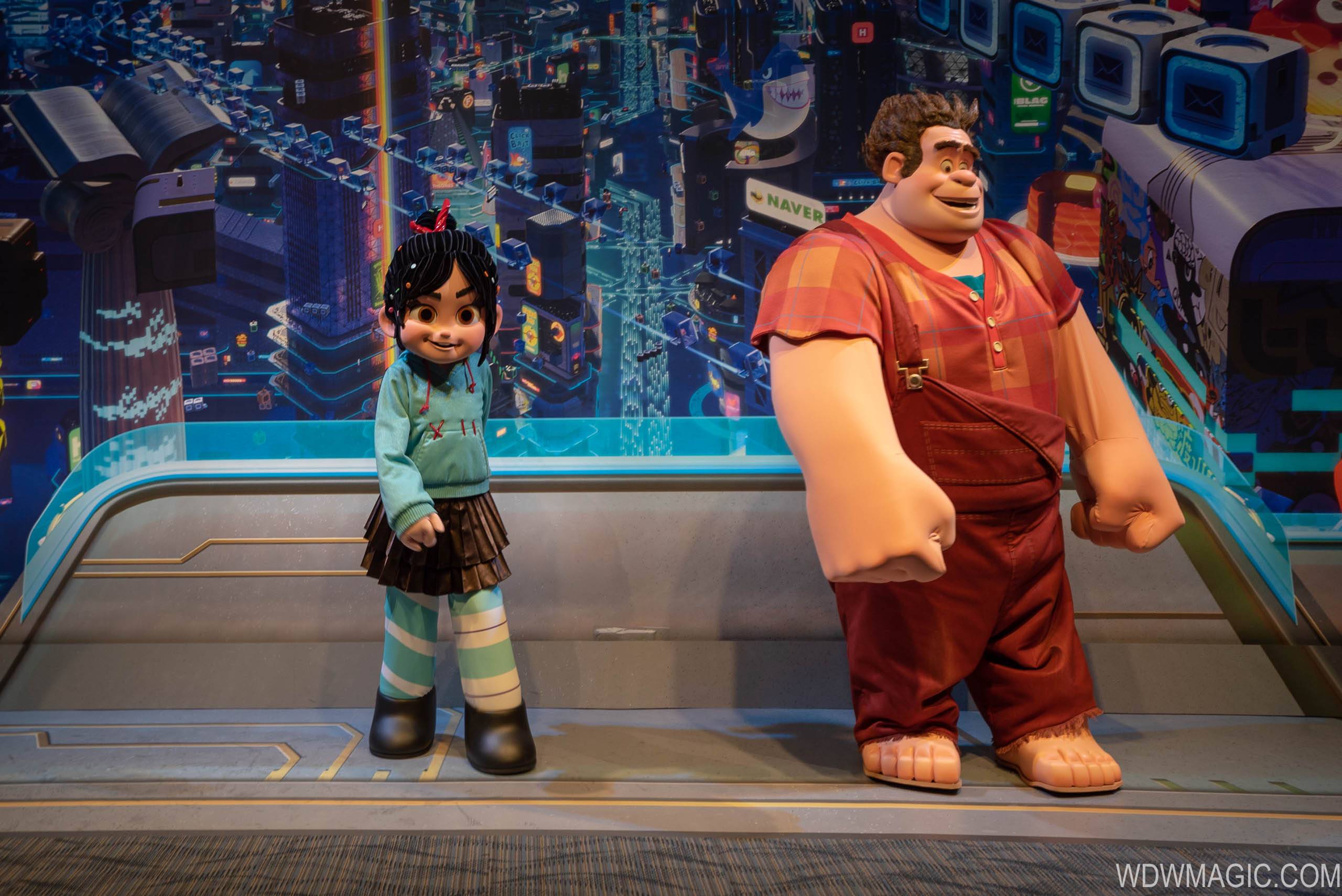 Wreck It Ralph and Vanellope meet and greet at Epcot