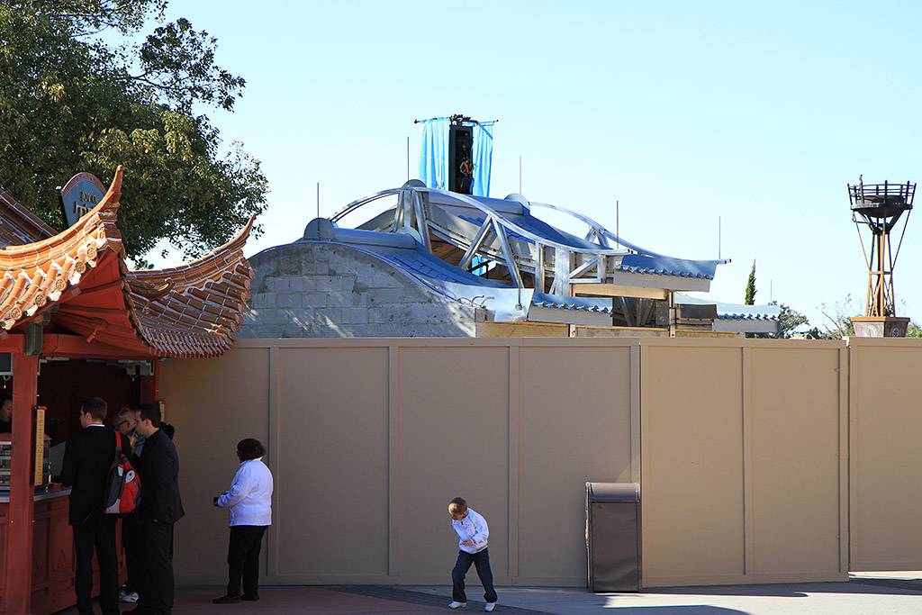 Latest construction photos of the new 'Good Fortune Gift Shop' at the China Pavilion