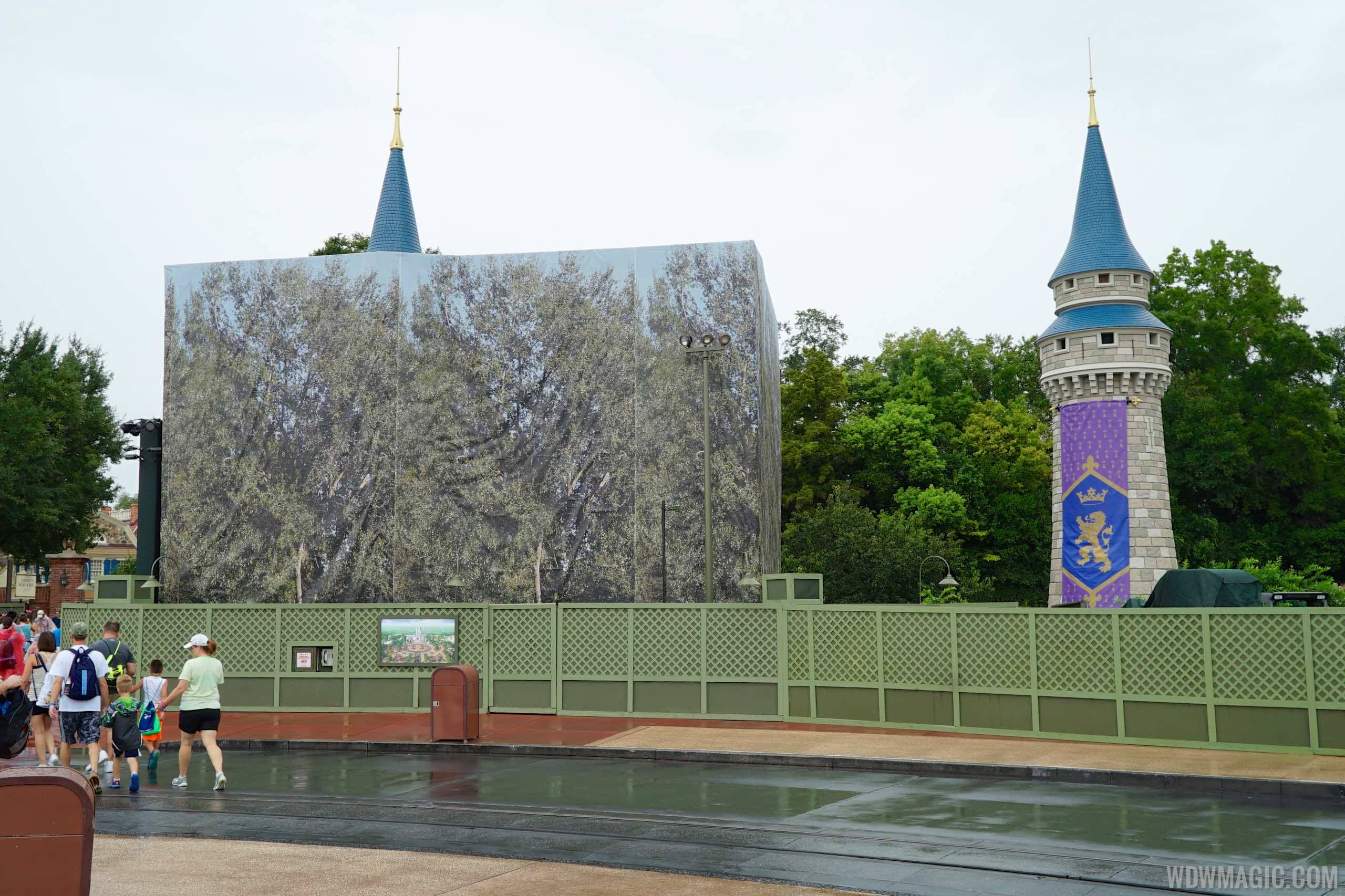 PHOTOS - Latest look at the Cinderella Castle additions and refurbishment in the Magic Kingdom