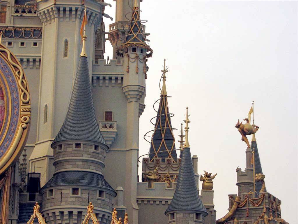 Cinderella Castle overlay removal