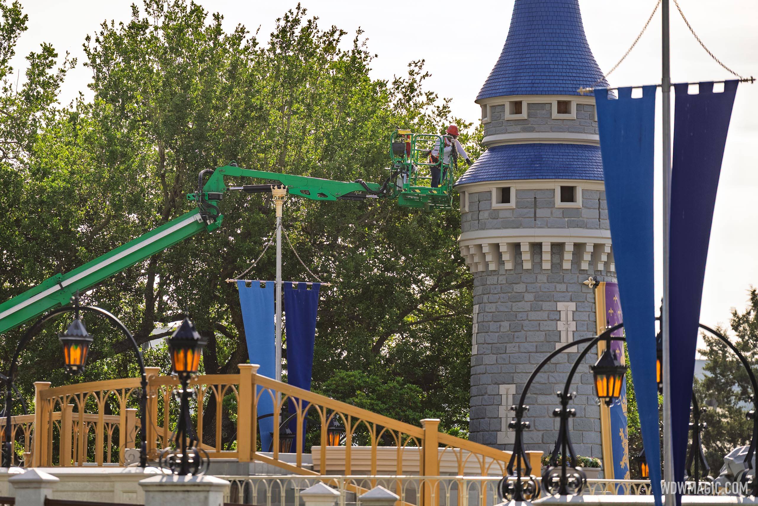 Cinderella Castle Forecourt Turrets Get New Paint