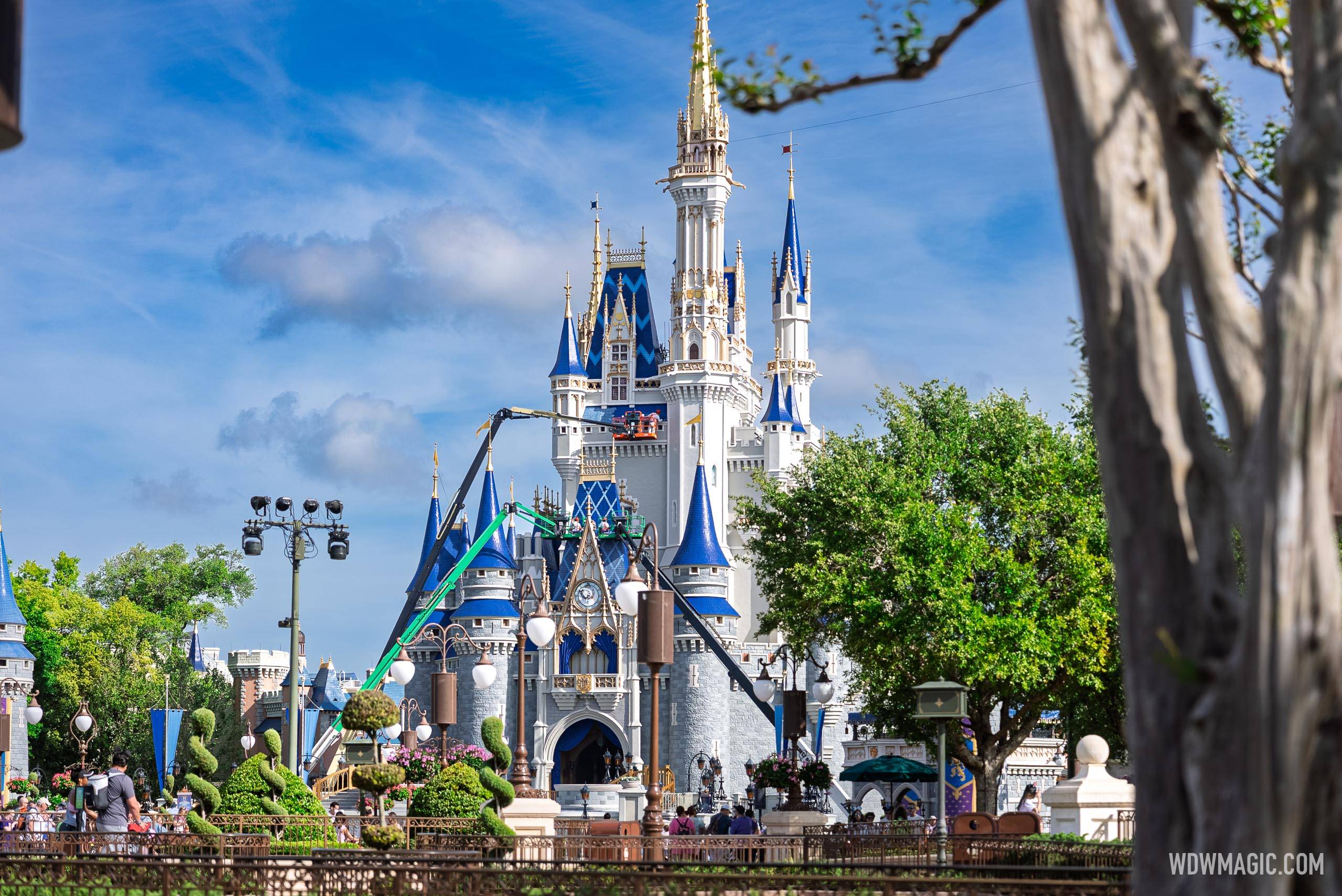 Cinderella Castle Forecourt Turrets Get New Paint