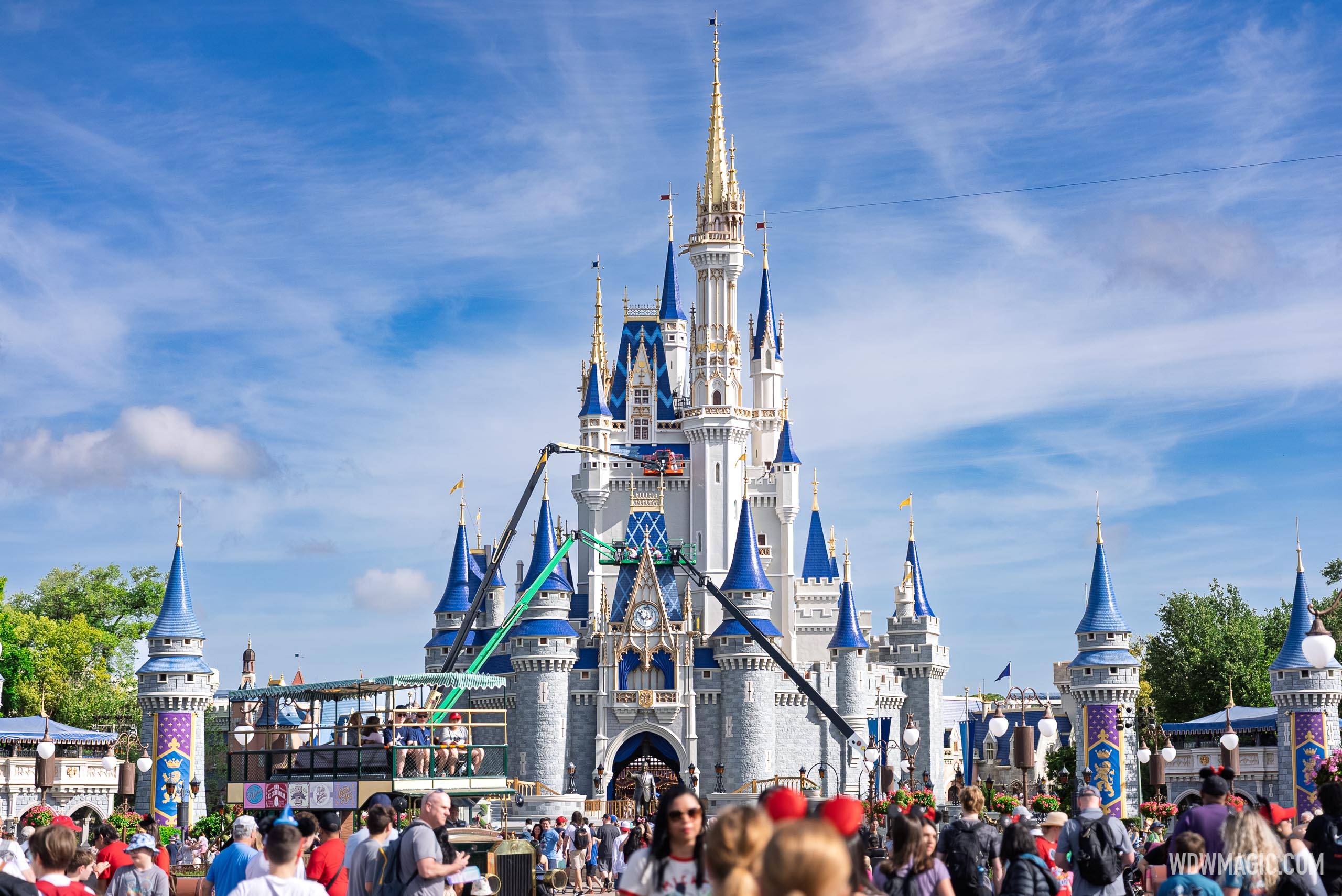 Cinderella Castle Forecourt Turrets Get New Paint