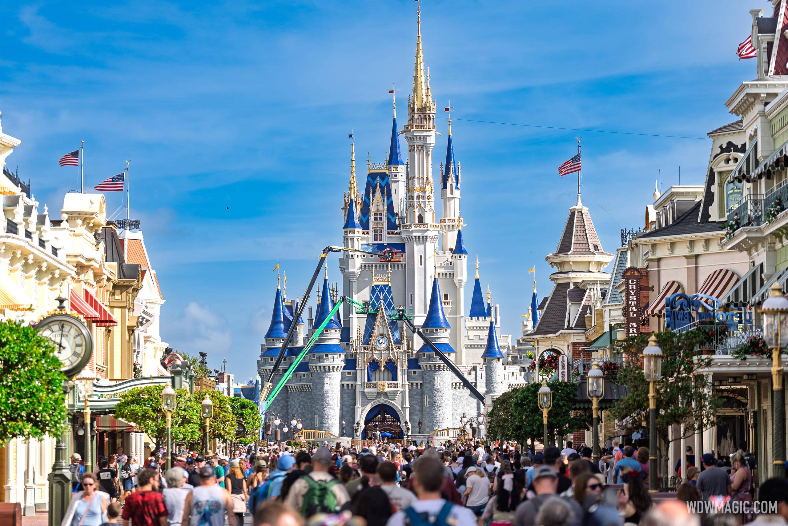 Cinderella Castle Forecourt Turrets Get New Paint