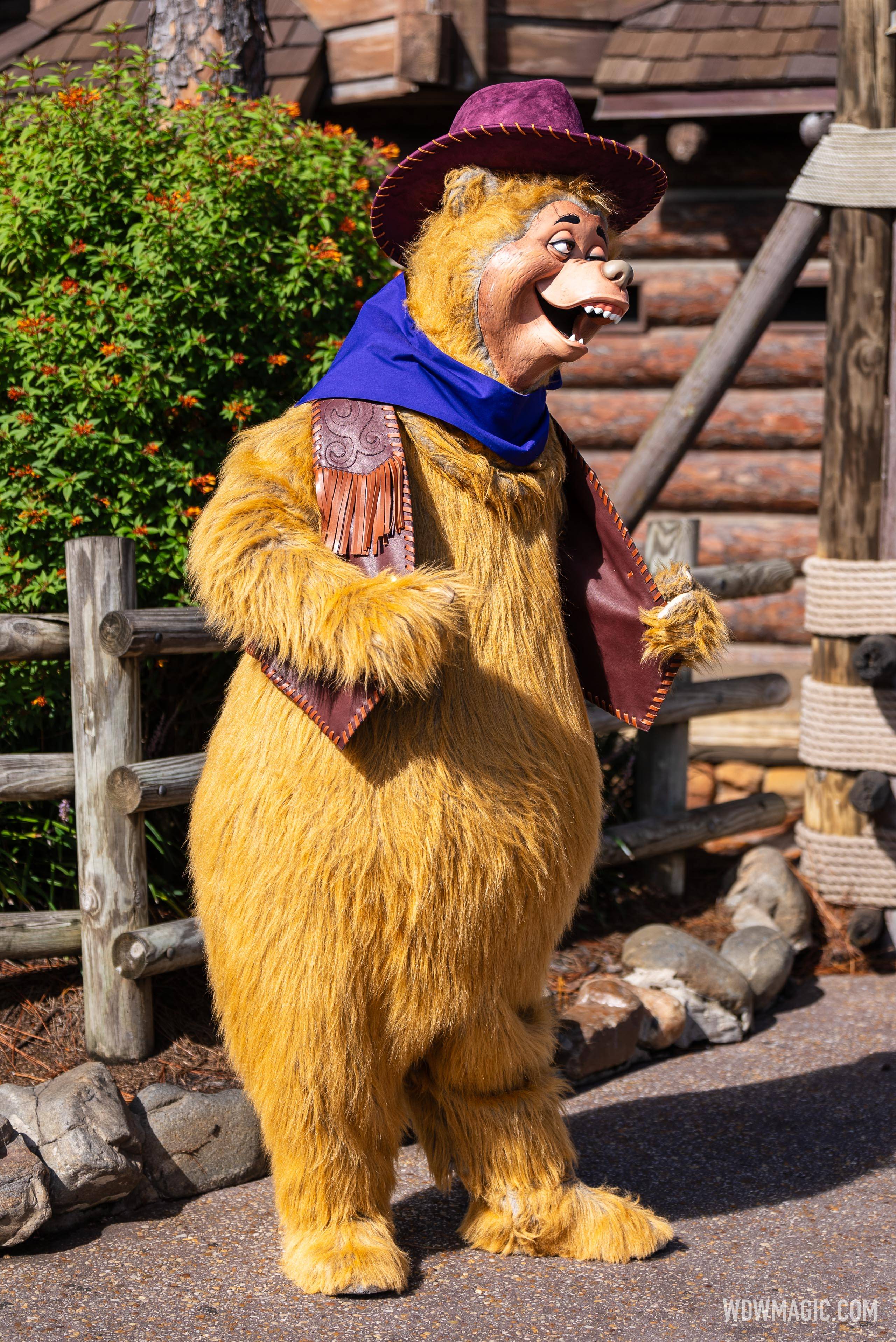 Country Bear Musical Jamboree Character meet and greet costumes