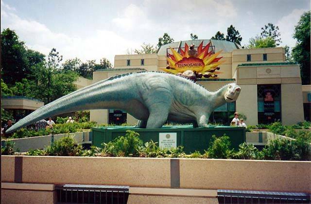 New look Dinosaur building 