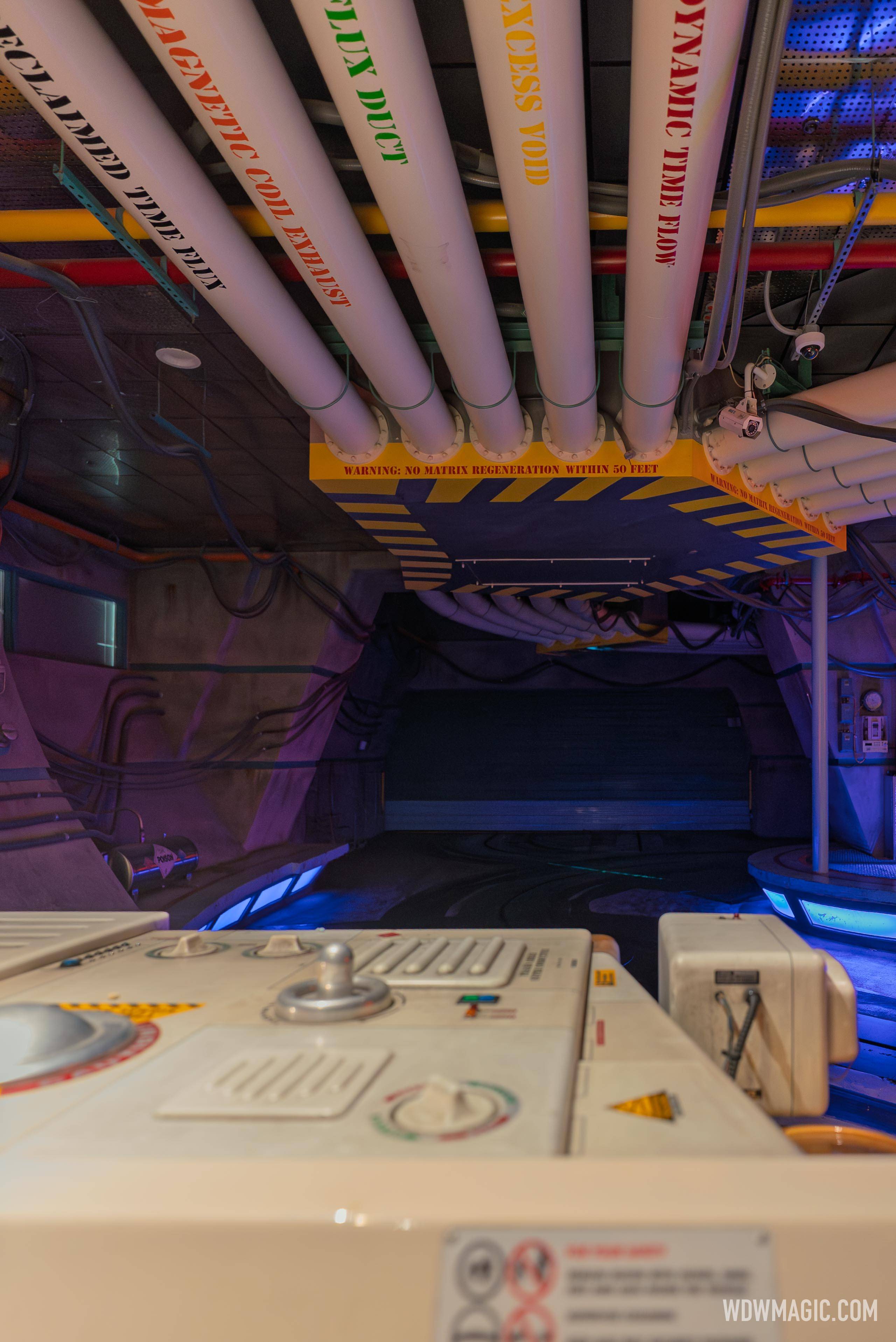 Dinosaur 2026 - Exterior, Queue and Ride