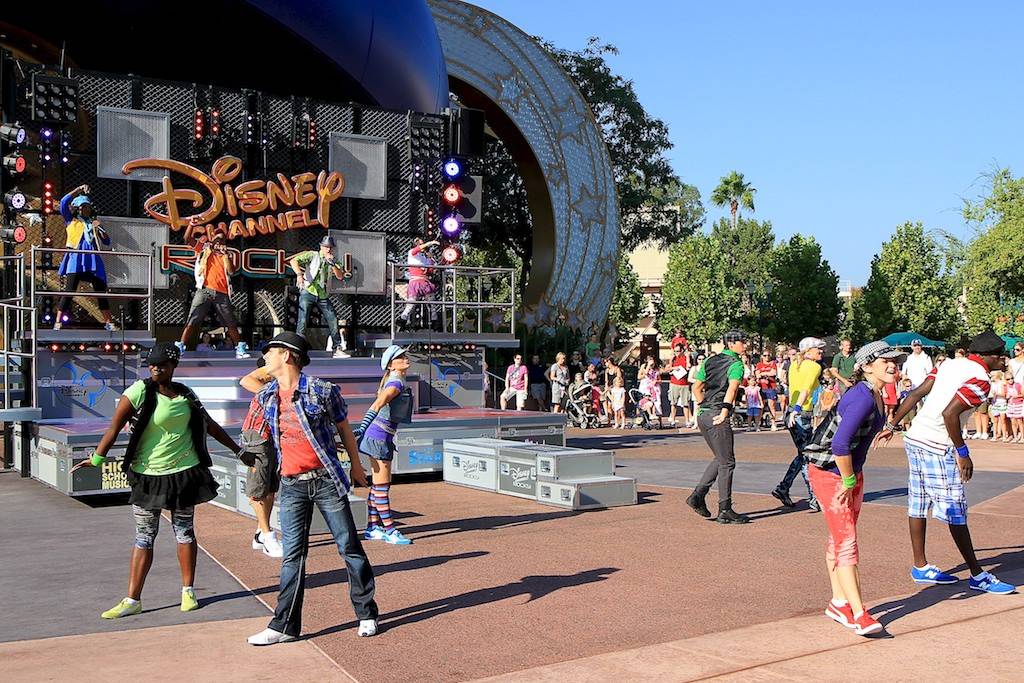 Photos and video from this morning's opening performance of Disney Channel Rocks!