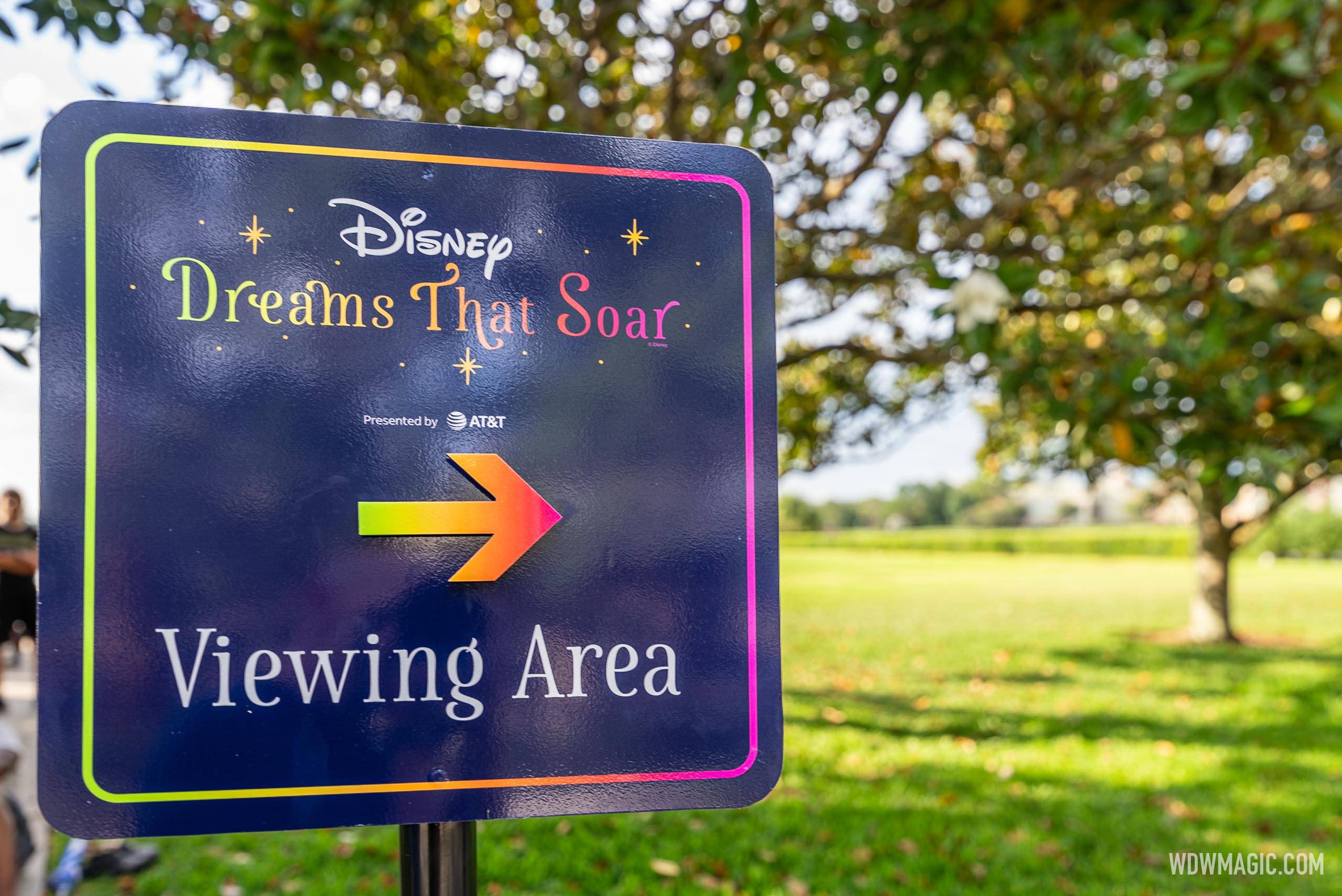How To See The New 'Disney Dreams That Soar' Drone Show at Walt Disney World