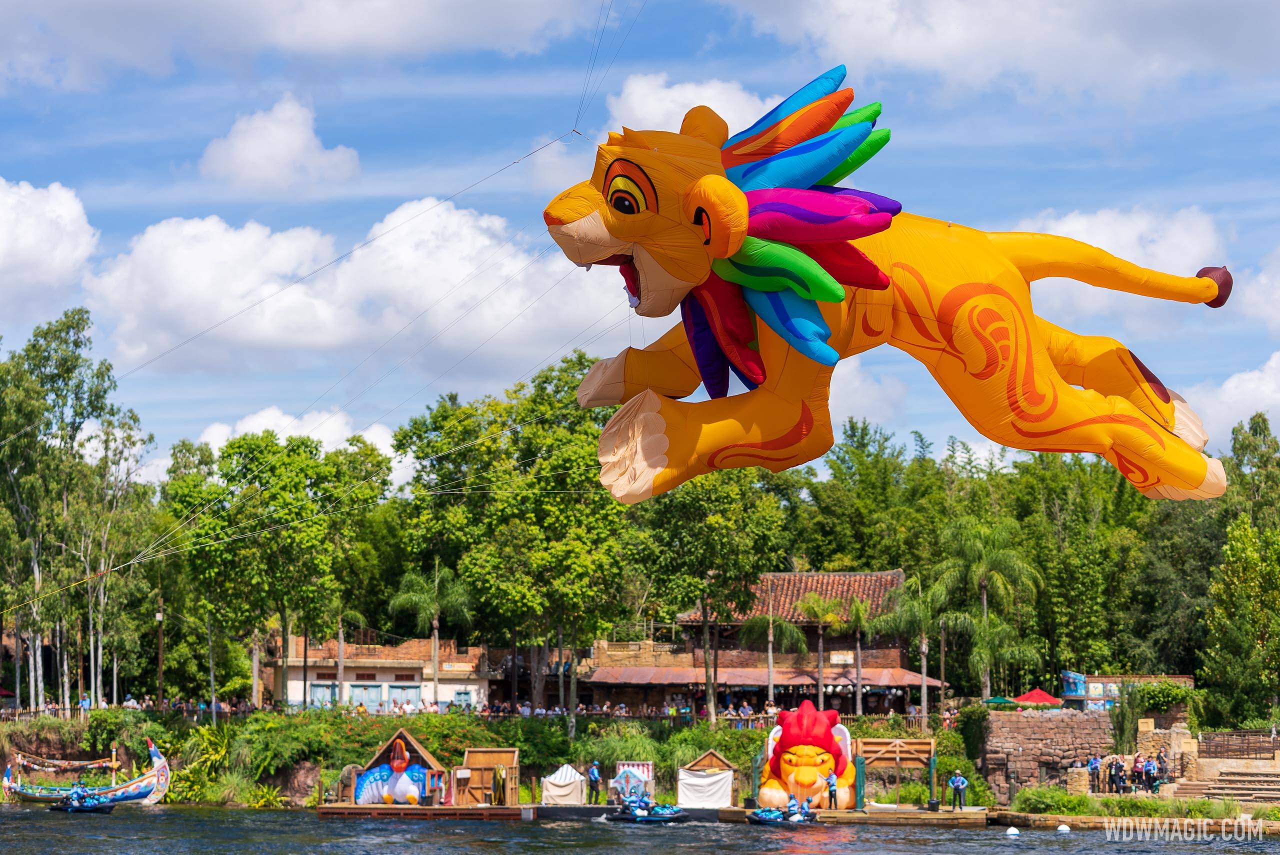Disney KiteTails Lion King show