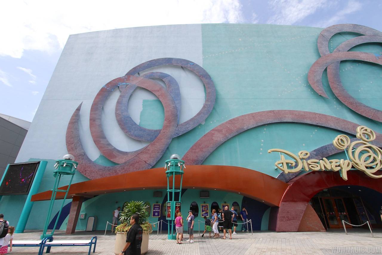 PHOTOS - Disney Quest at Downtown Disney West Side getting new paint job