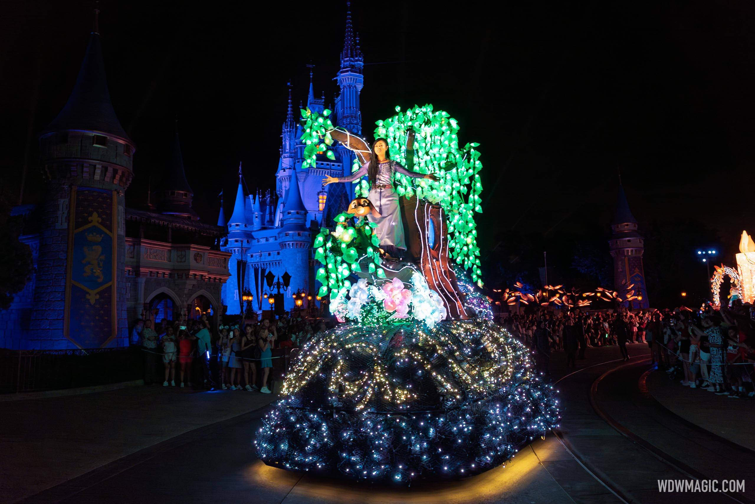 Performance de la noche de apertura de Disney Starlight
