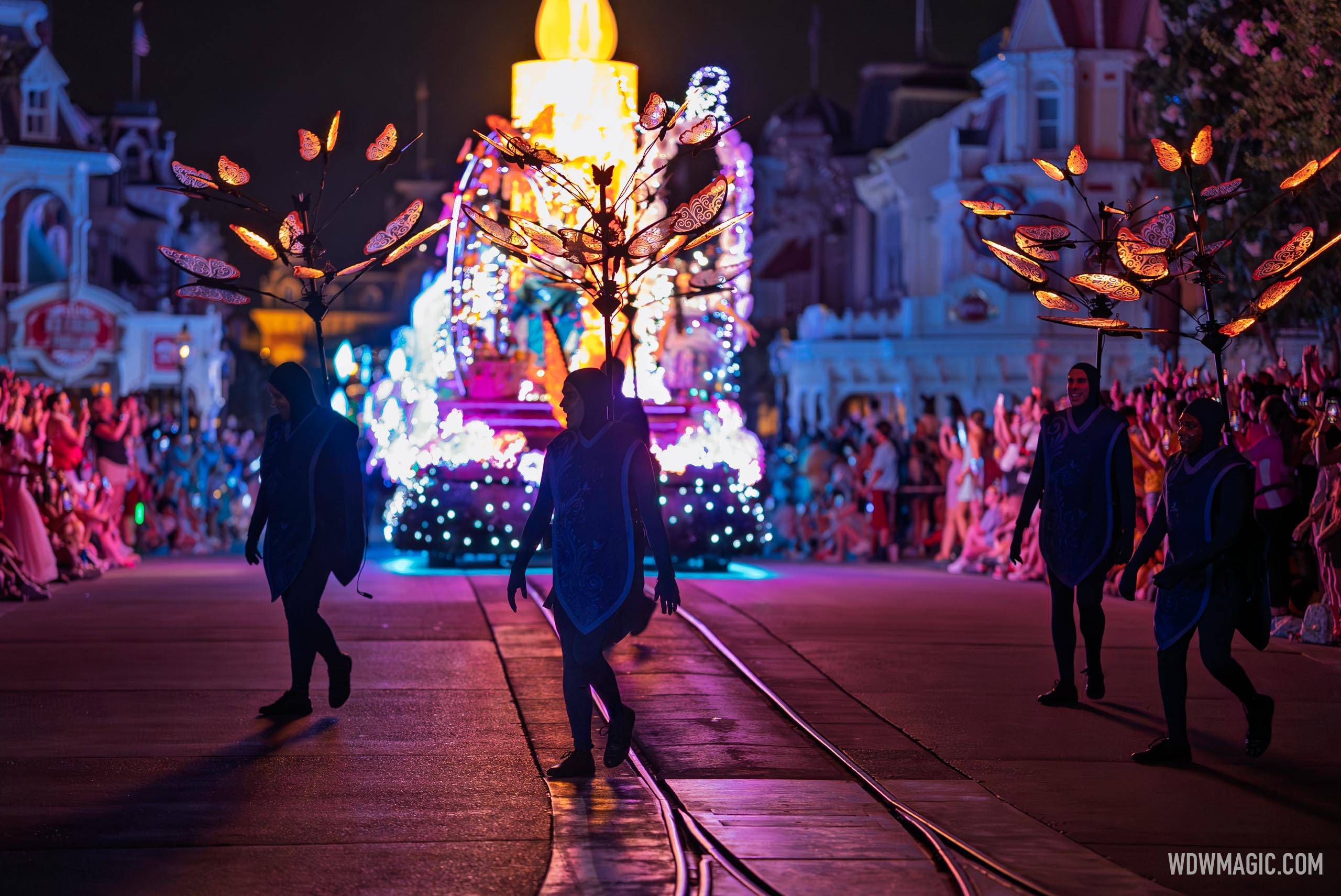 Disney-Starlight_Full_61278.jpg