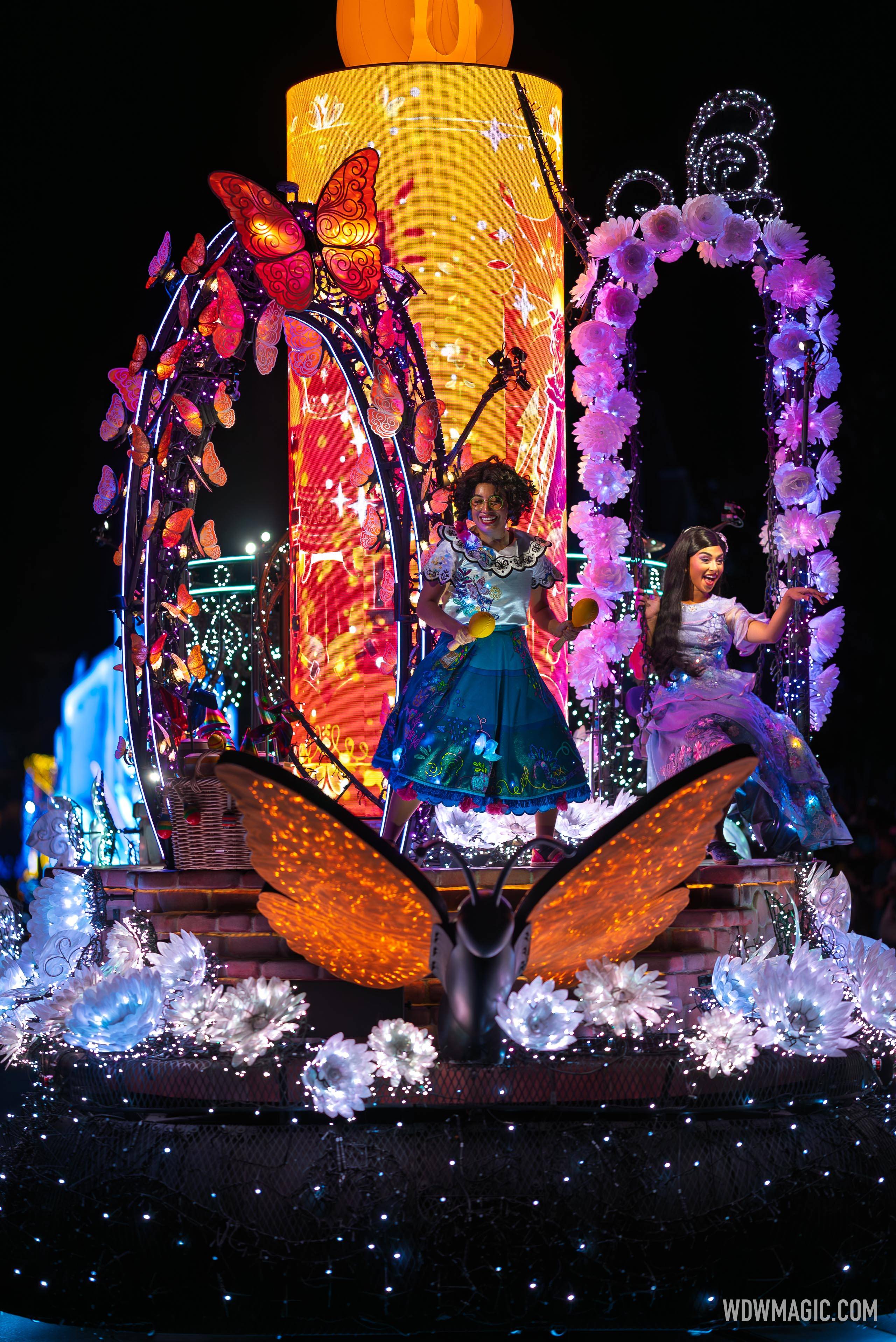 Disney-Starlight_Full_61284.jpg