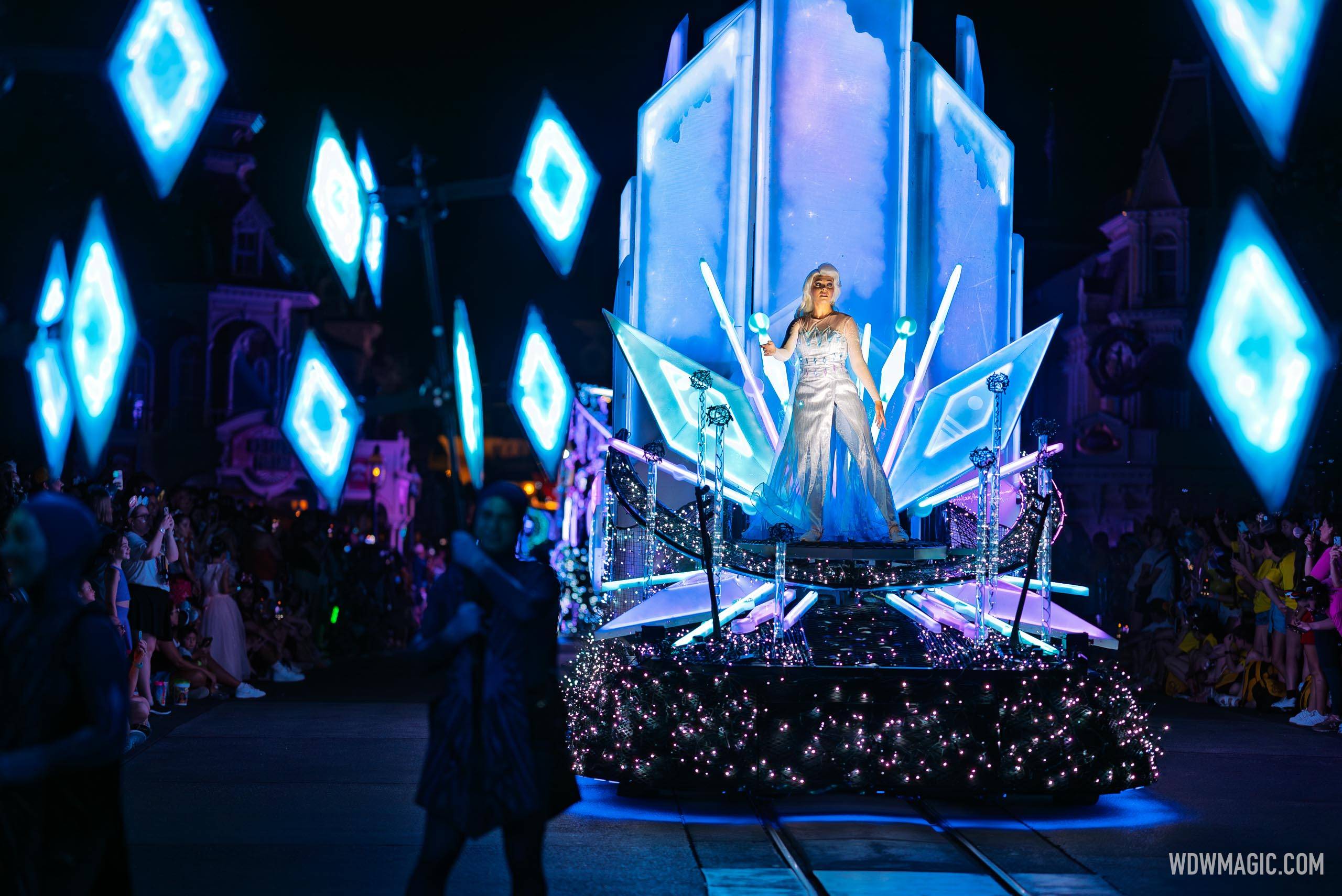Disney-Starlight_Full_61294.jpg