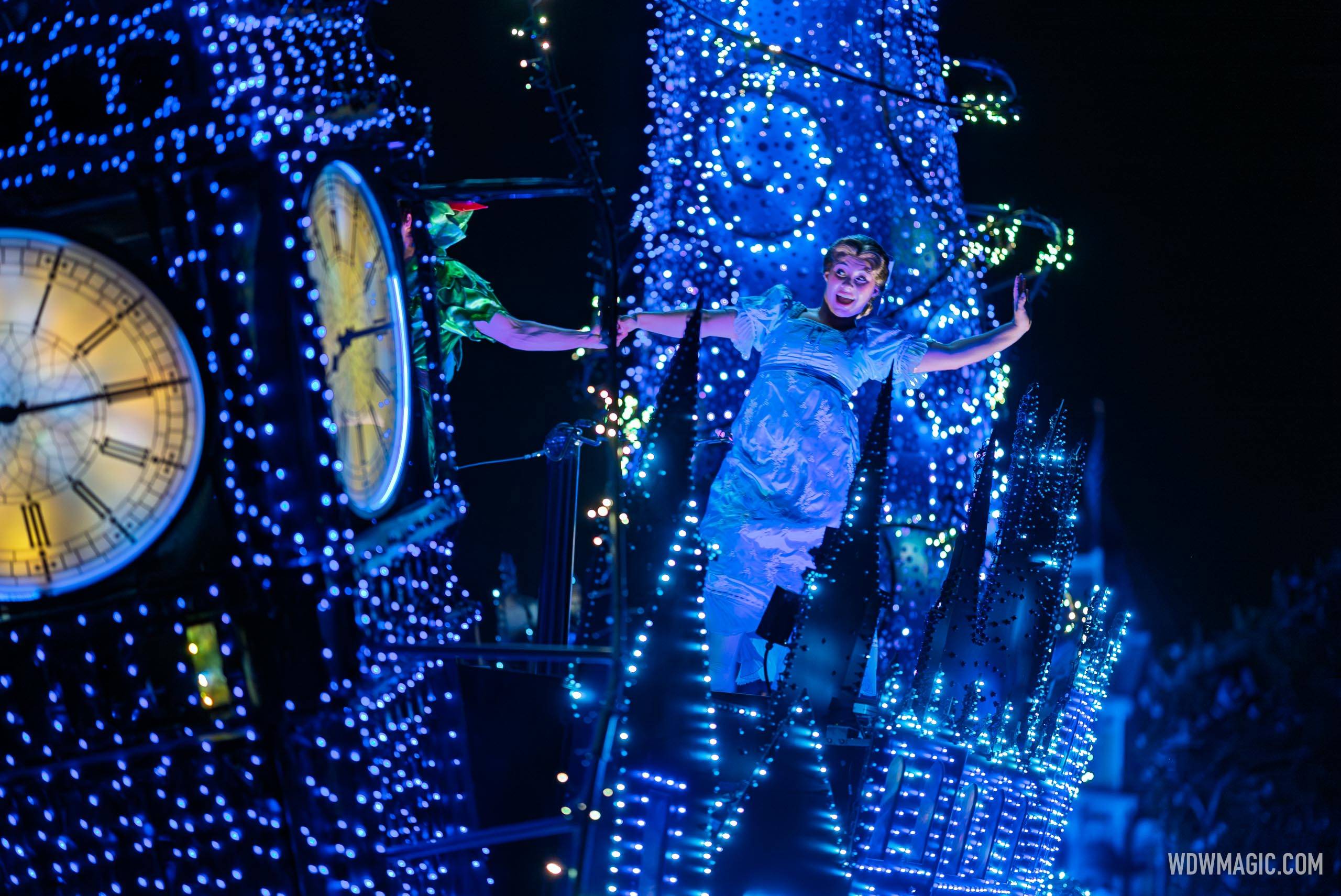 Disney-Starlight_Full_61337.jpg