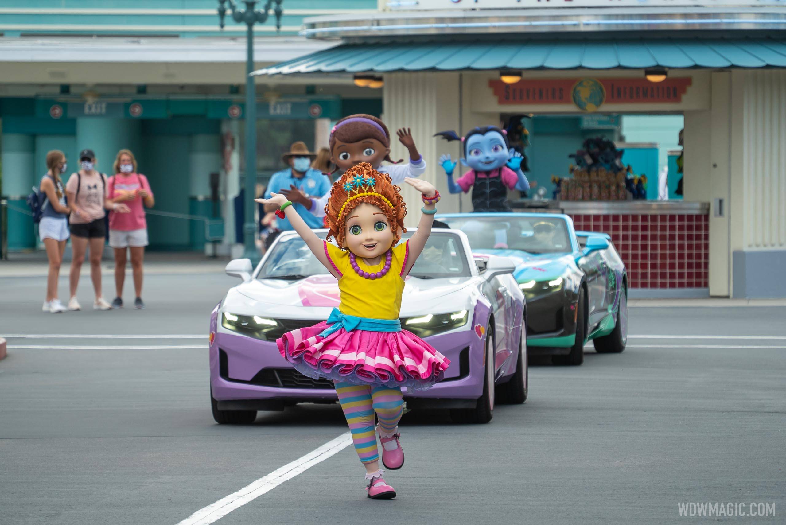 Fancy Nancy leads the Disney Junior cavalcade along Hollywood Blvd.