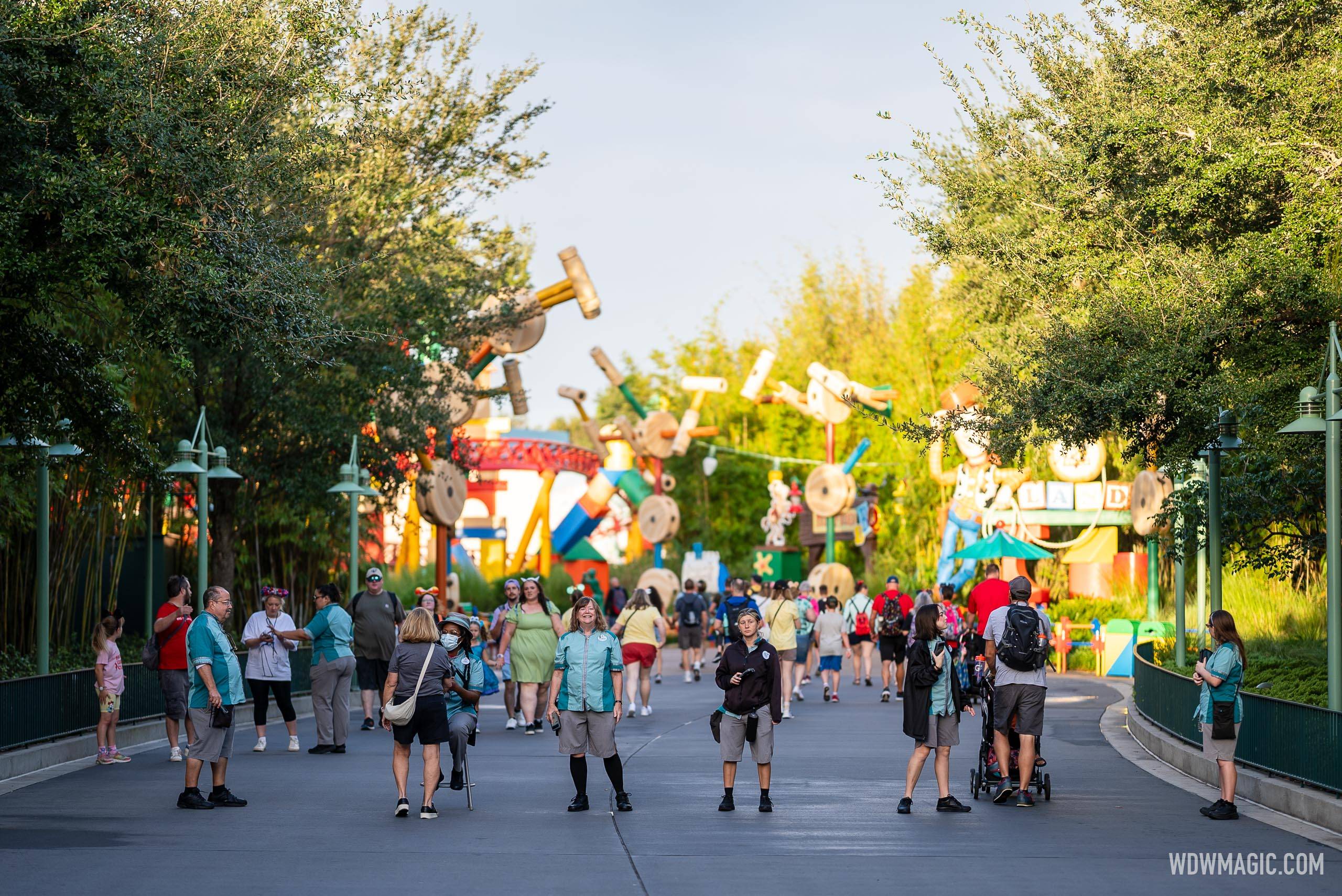 Resort guest checkpoint at Toy Story Land for Early Entry