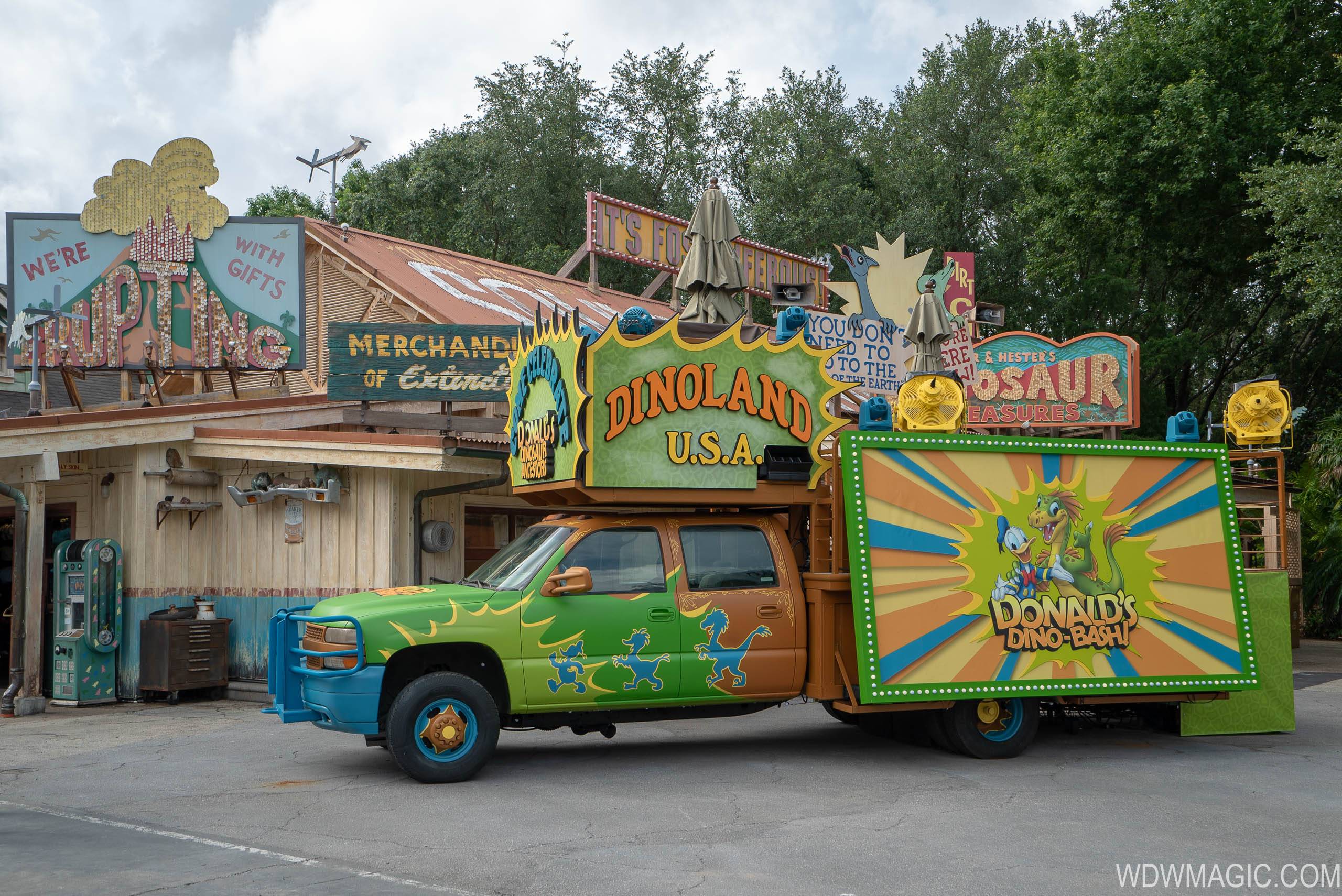 PHOTOS - Donald's Dino-Bash! brings new meet and greets and dance party to Disney's Animal Kingdom
