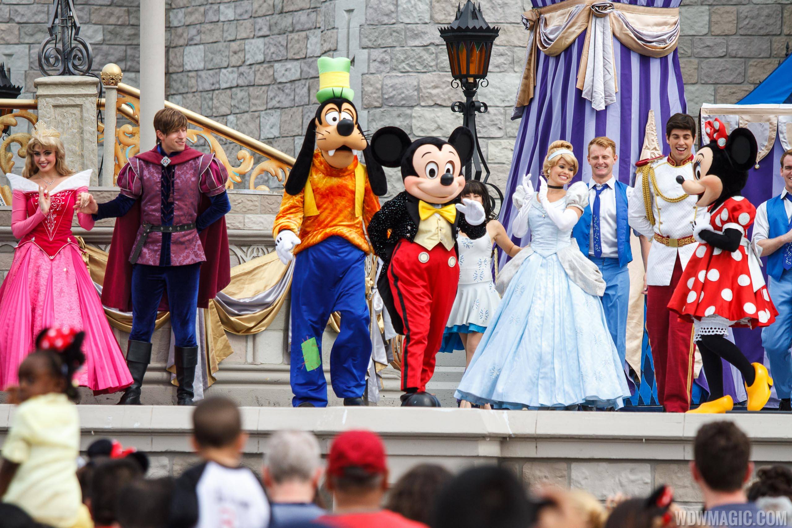 Dream Along with Mickey refurbishment extended