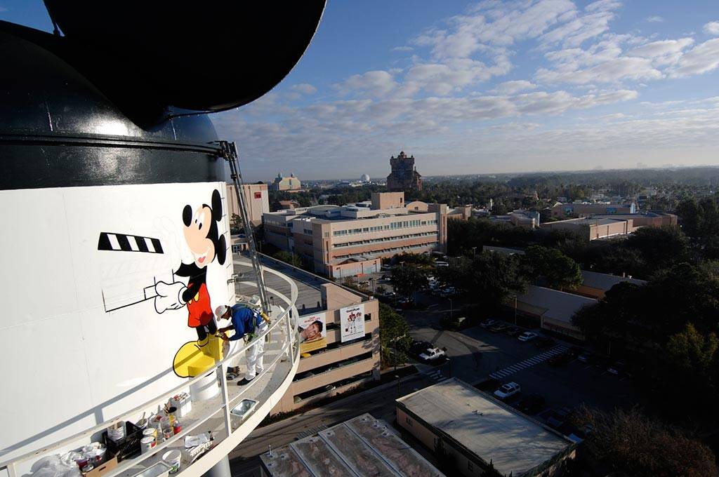 Earffel Tower logo being painted today