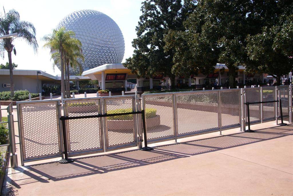 New gates for Epcot main entrance
