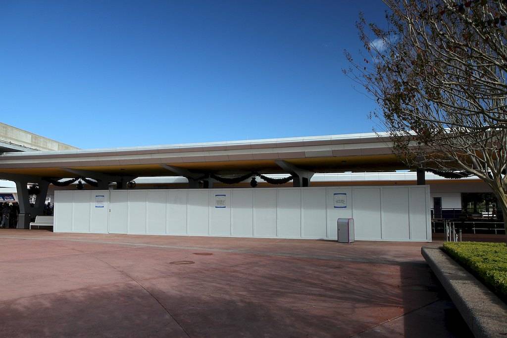 PHOTOS - Construction walls up at Epcot's turnstiles - easy entry test now being rolled out?