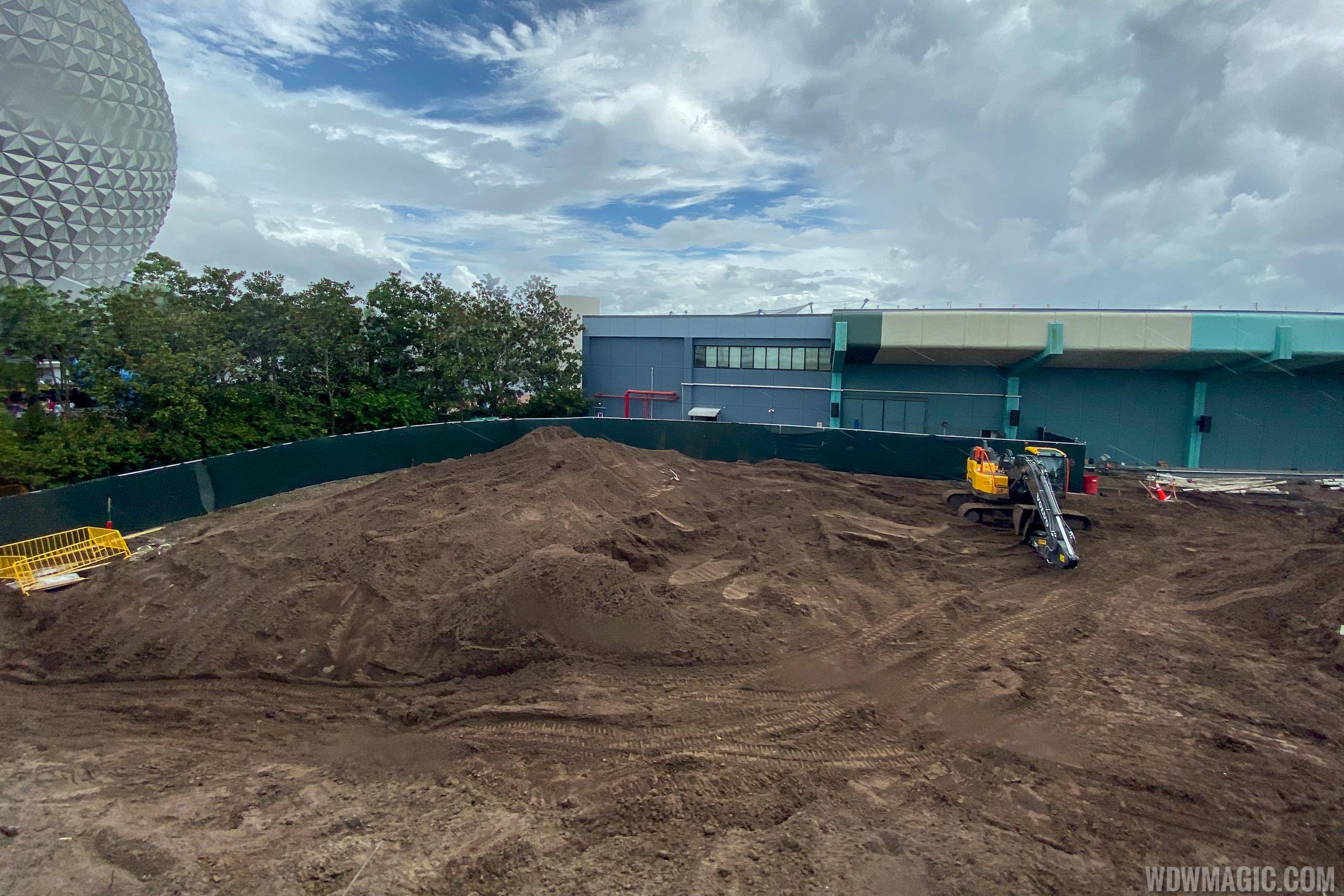 Epcot central area construction October 2019 - Between Living Seas and Innoventions West