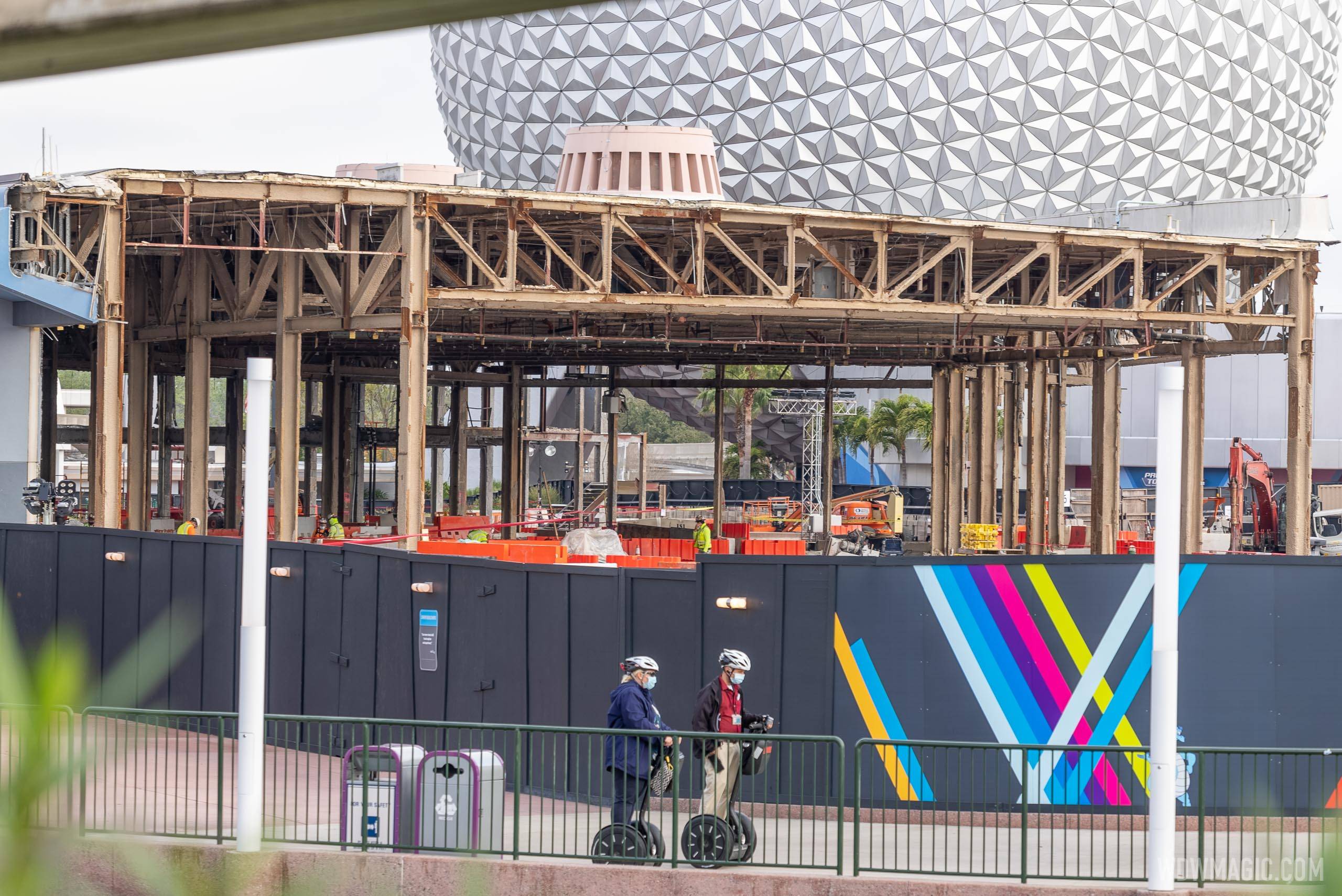 PHOTOS - Innoventions West demolition continues at EPCOT