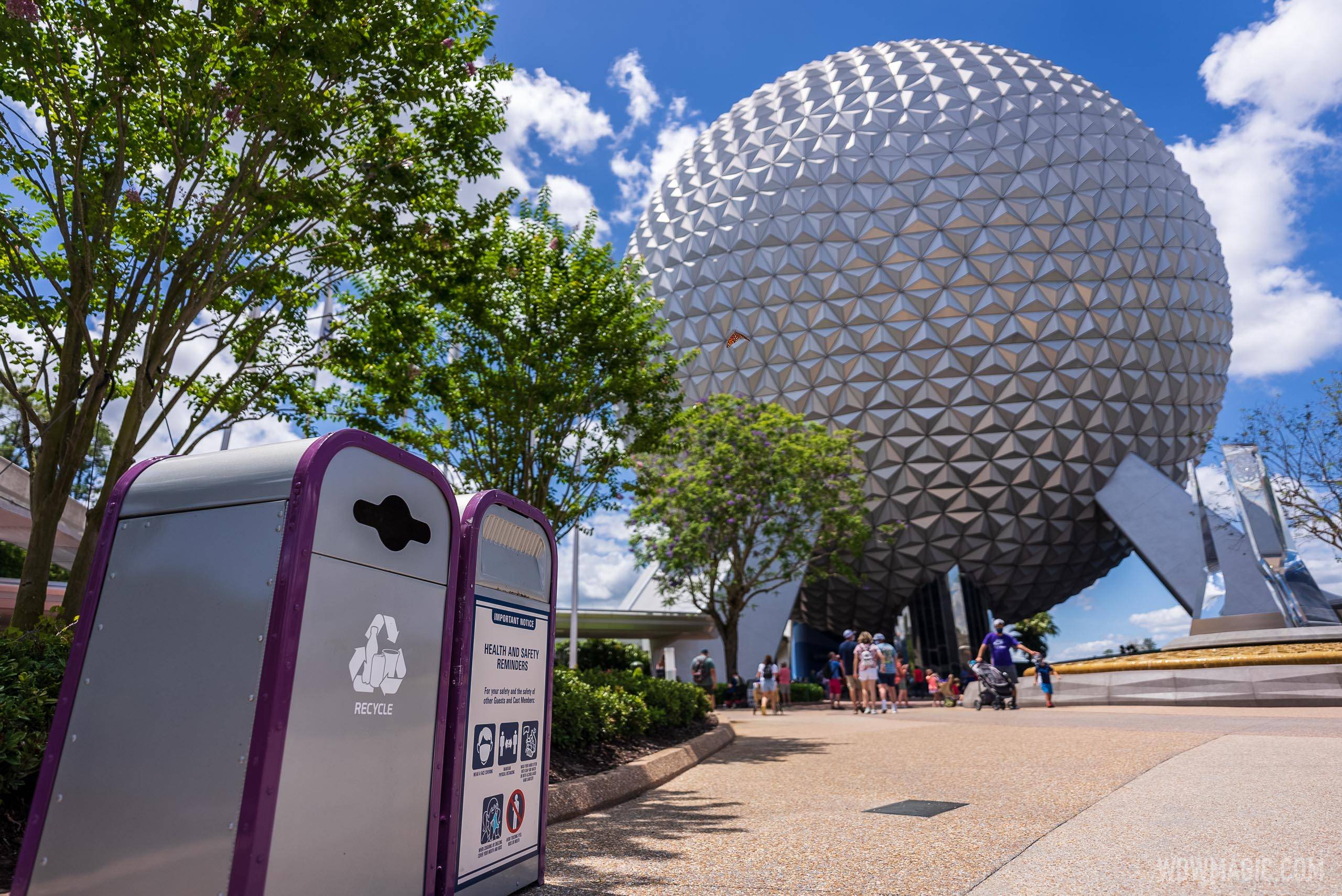 Disney World's trash cans are closed once again