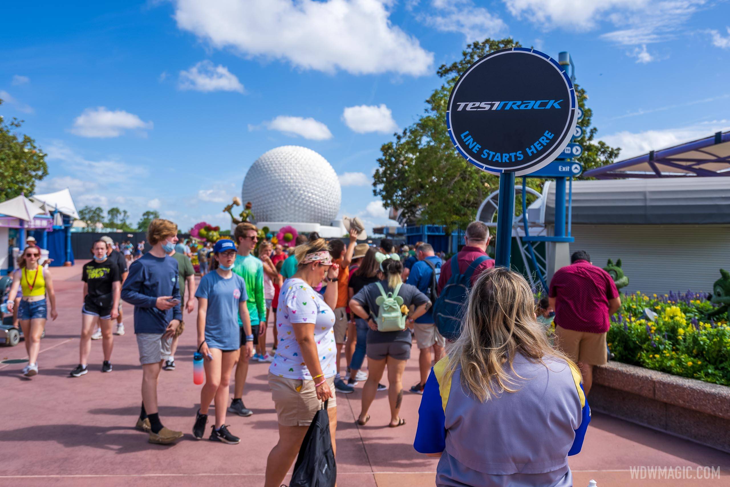 The end of the line at 10:40am for Test Track