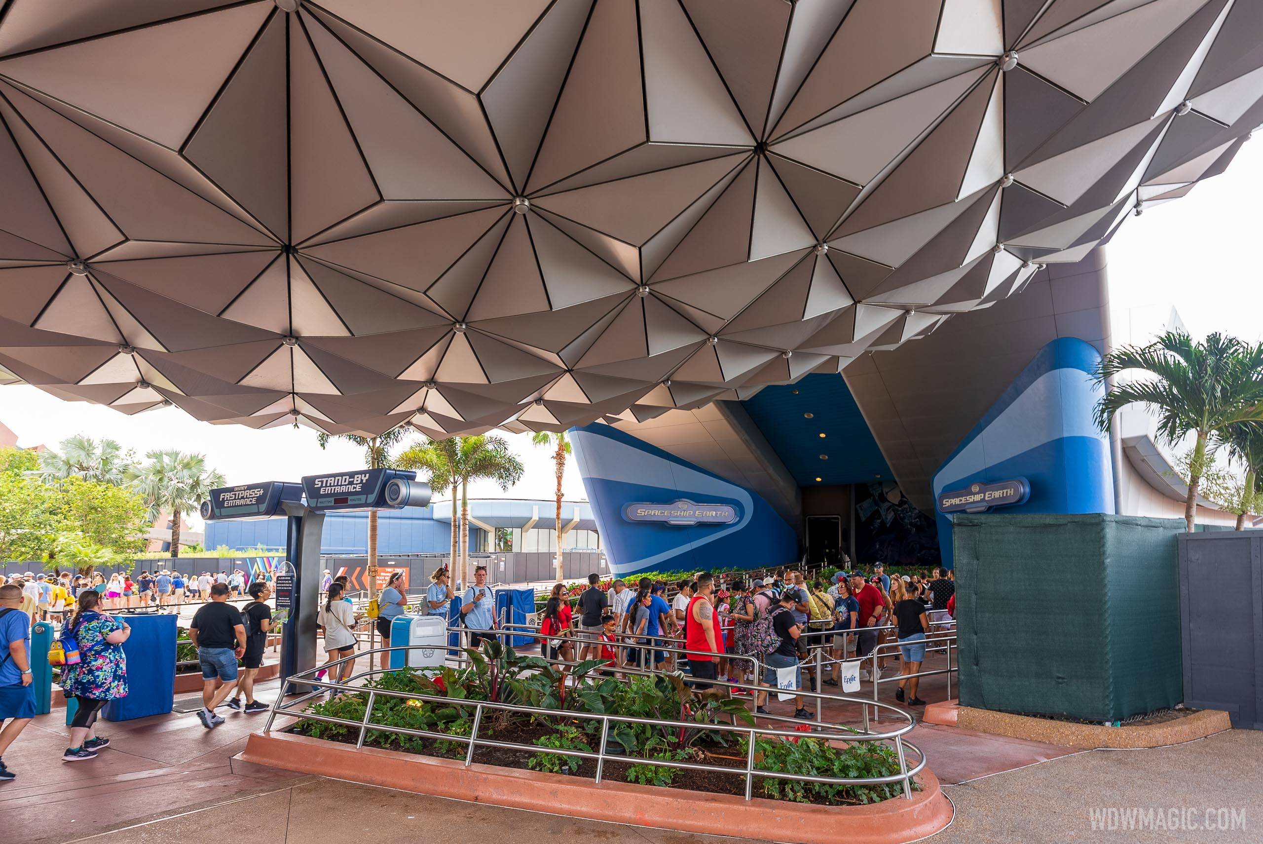 Guests are allowed to queue up at Spaceship Earth as soon as they enter the park from 10am, however the ride doesn't open until 11am