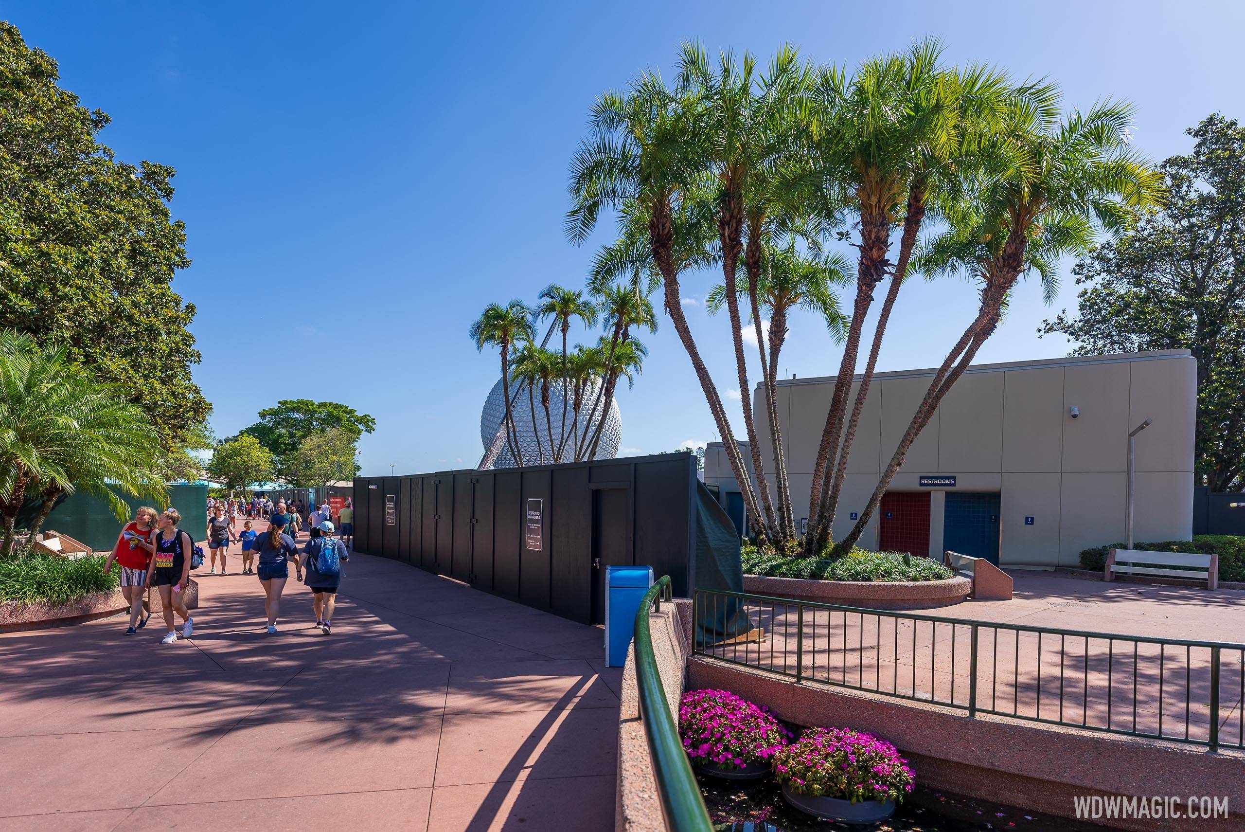 Construction walls in World Nature and restroom closure - April 26 2022
