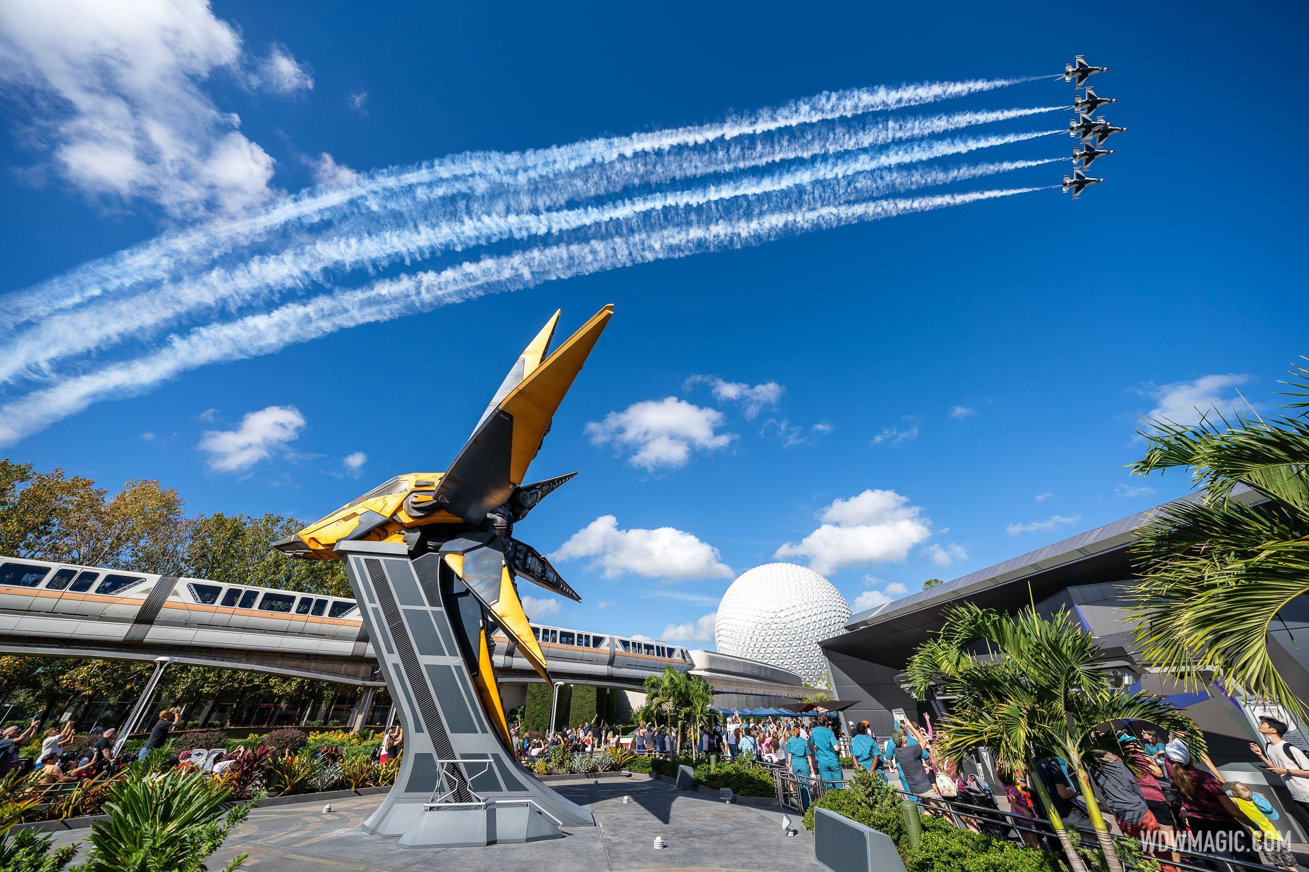 U.S. Air Force Thunderbirds make spectacular flyover of Walt Disney World